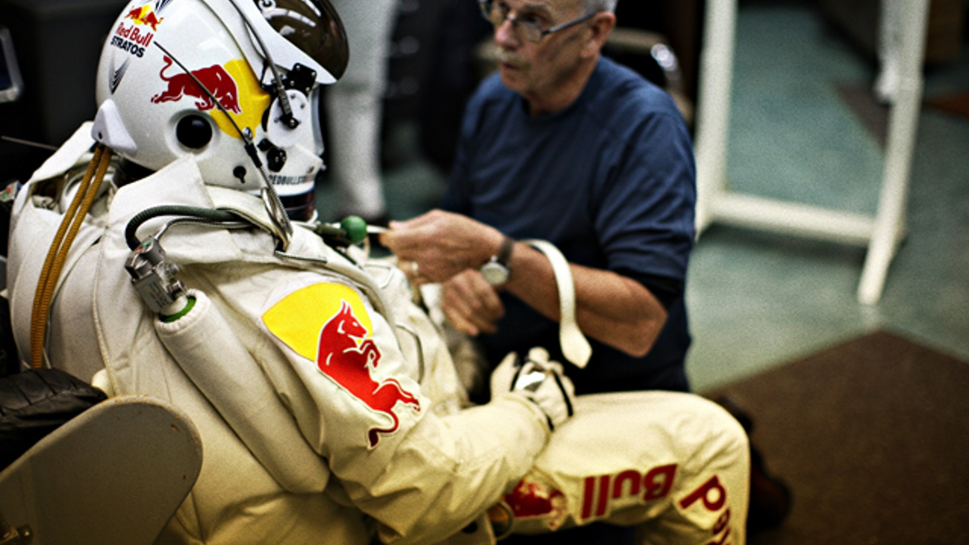 Measuring_a_Spacesuit_2