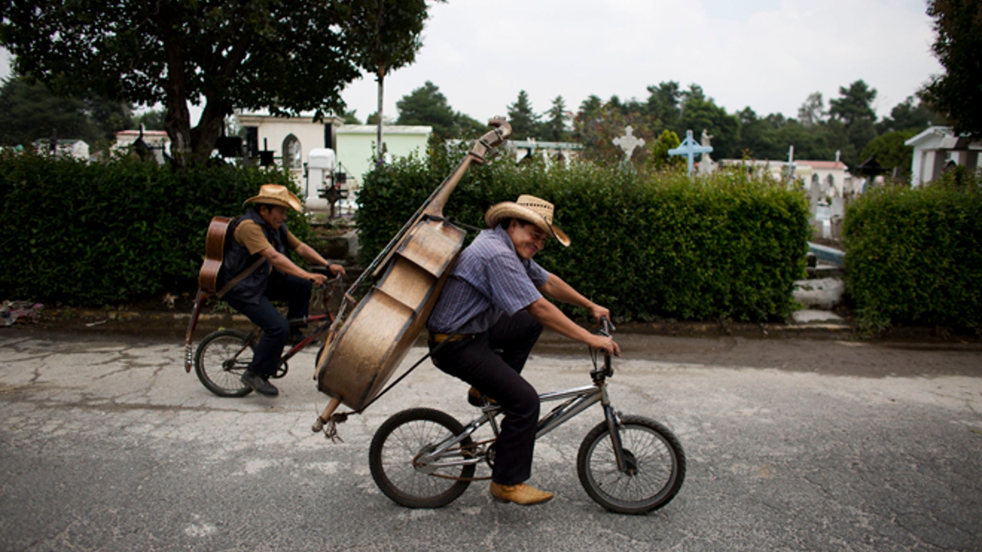 Mexico_City_cemeteries_10