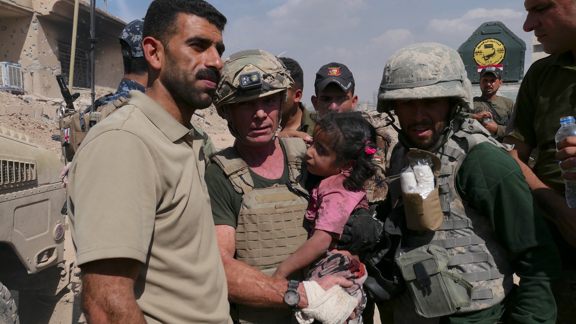 David Eubank with the rescued girl, June 2, 2017