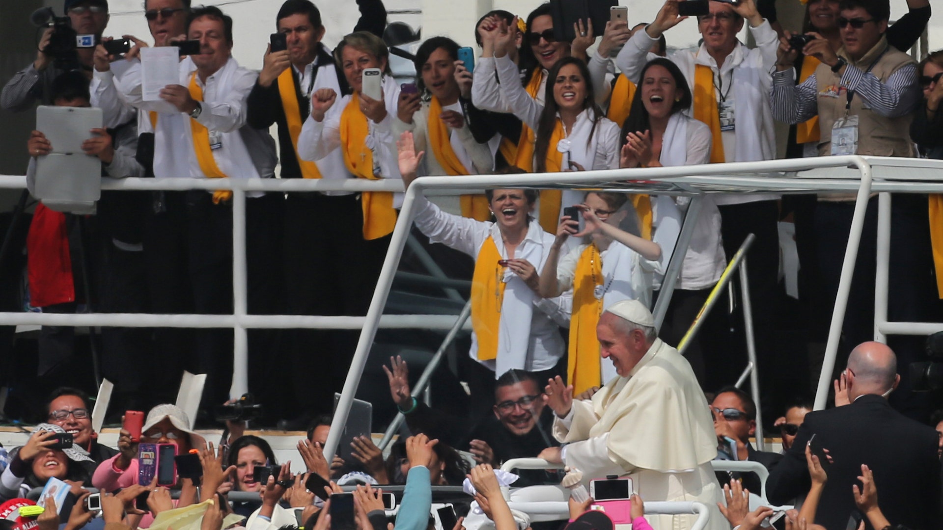 Ecuador_Pope_Vros__10_