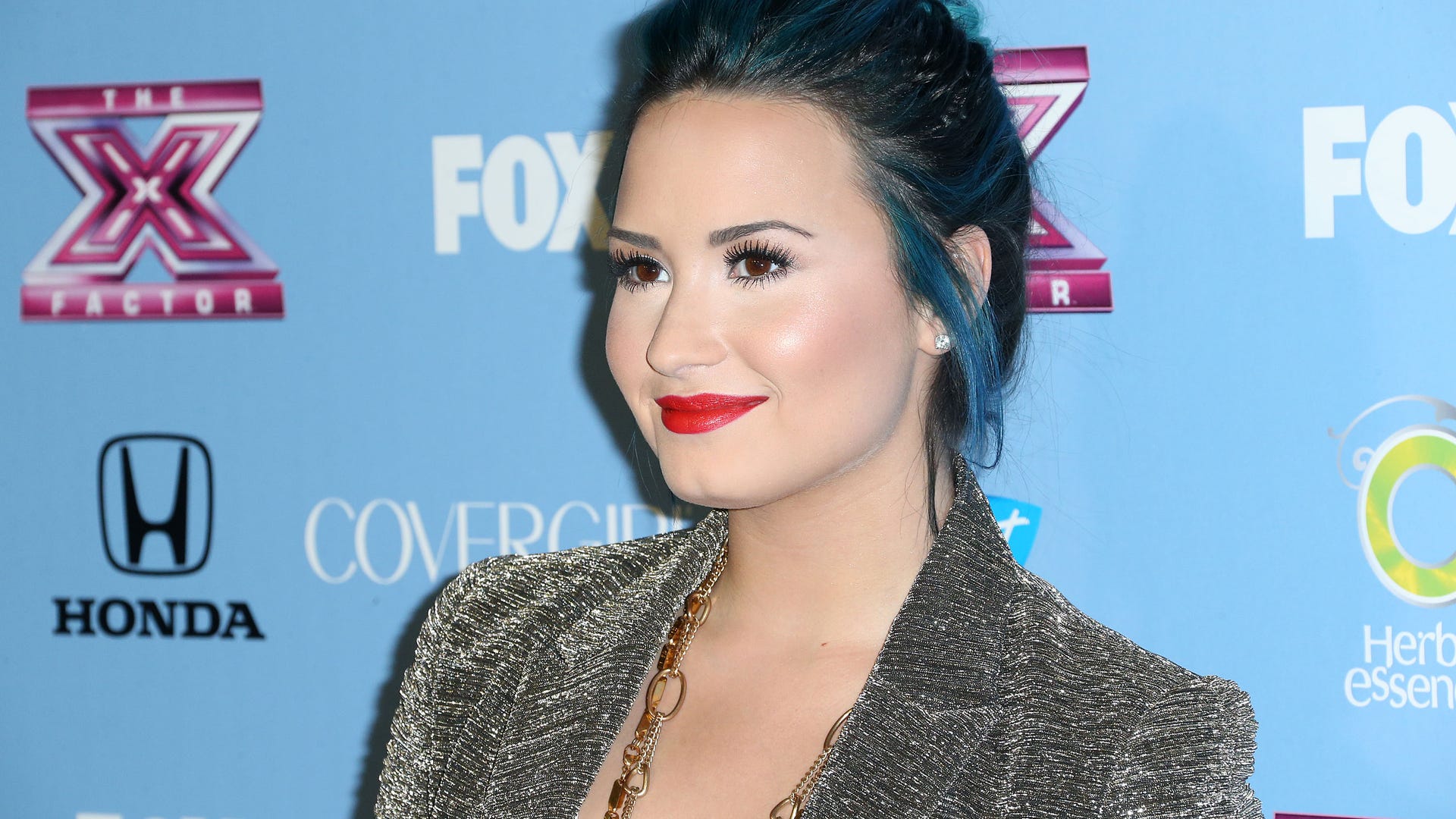 Demi_Lovato_blue_hair