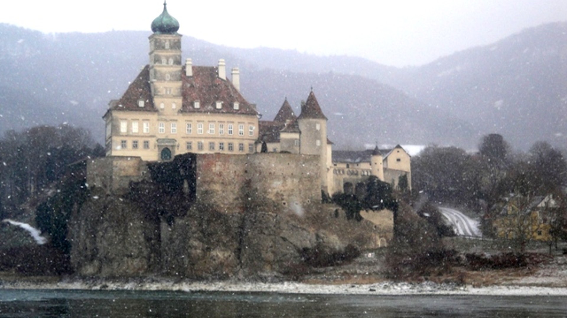 castleontheDanubenearAustriaGermany