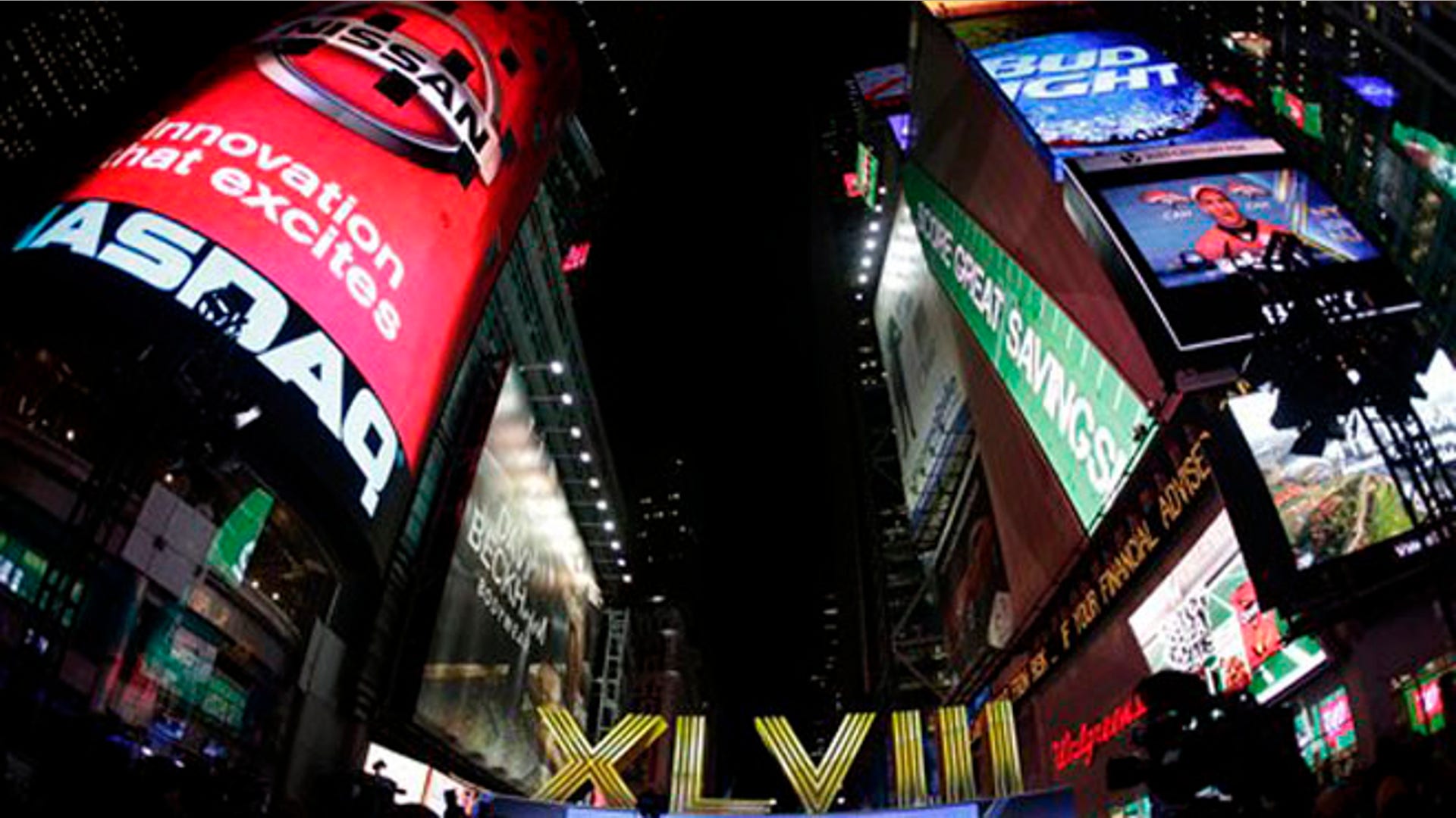 Super_Bowl_Boulevard_1