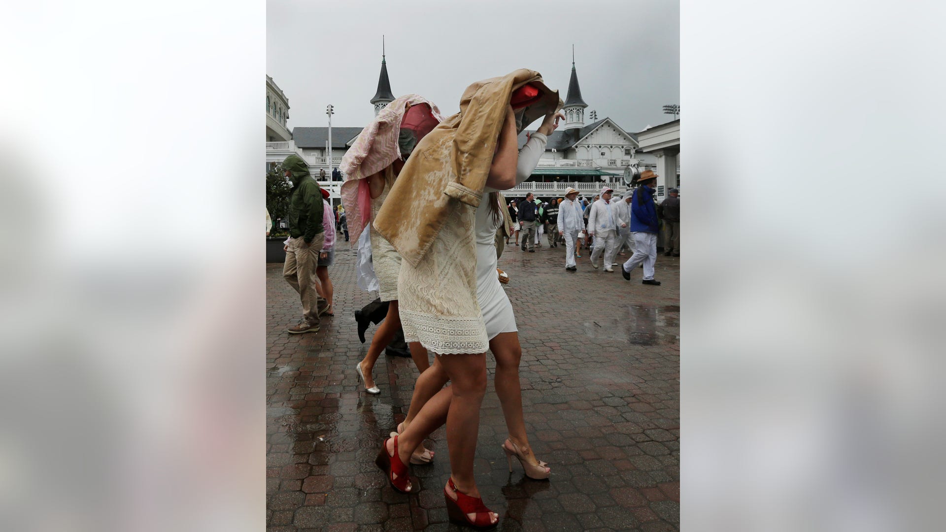 Kentucky_Derby_Horse__Hein_23_