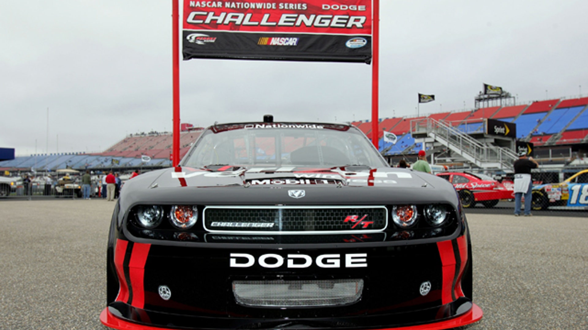 NASCAR Dodge Challenger