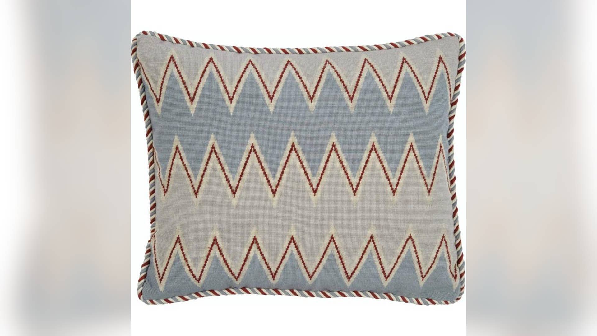 12. Zig zag pillow
