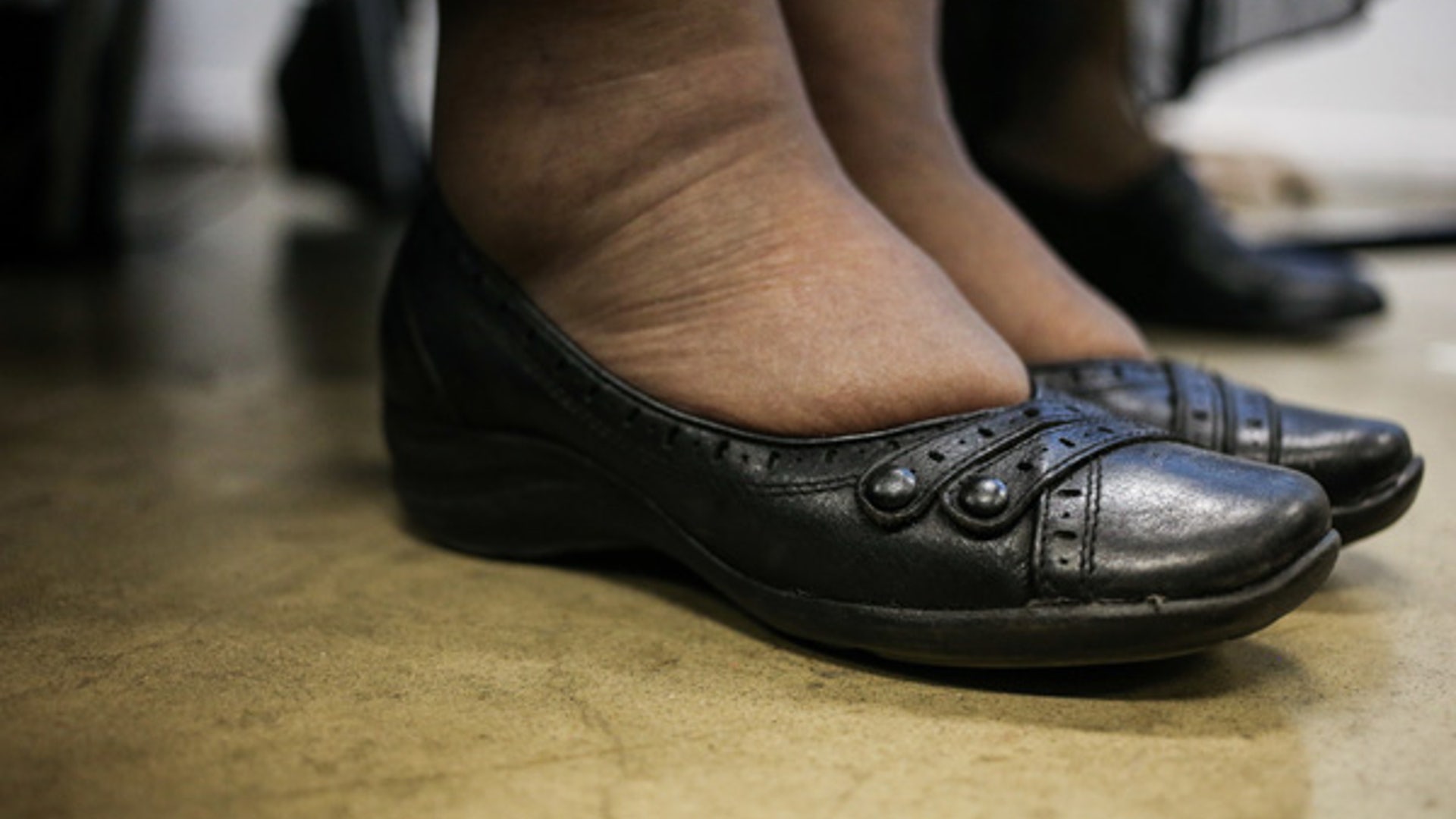 chile_dancing_alone__3_