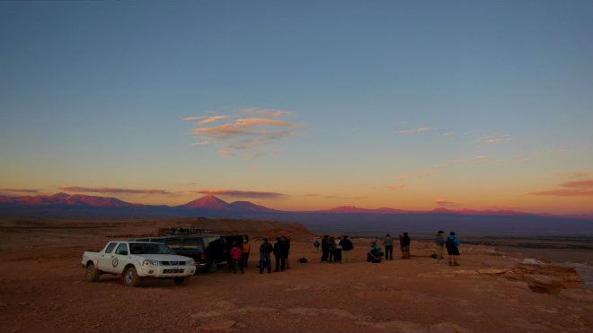 chile_ValledeLaLunasunset