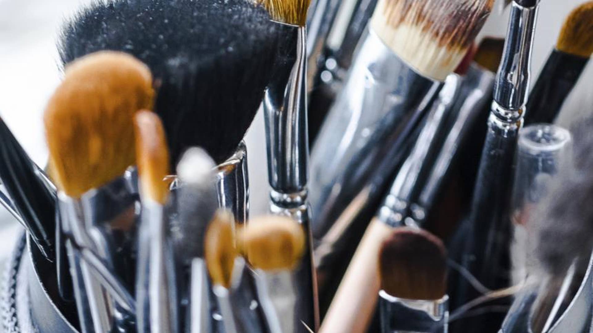 Makeup Brush Cleaner