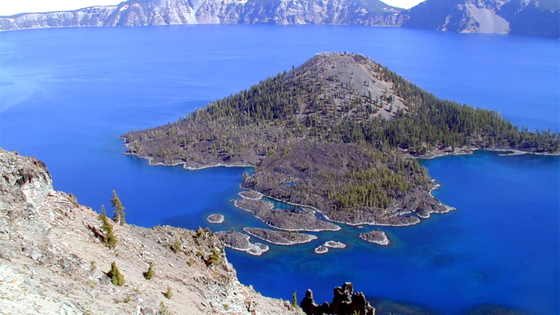 crater_lake_wiz_summer