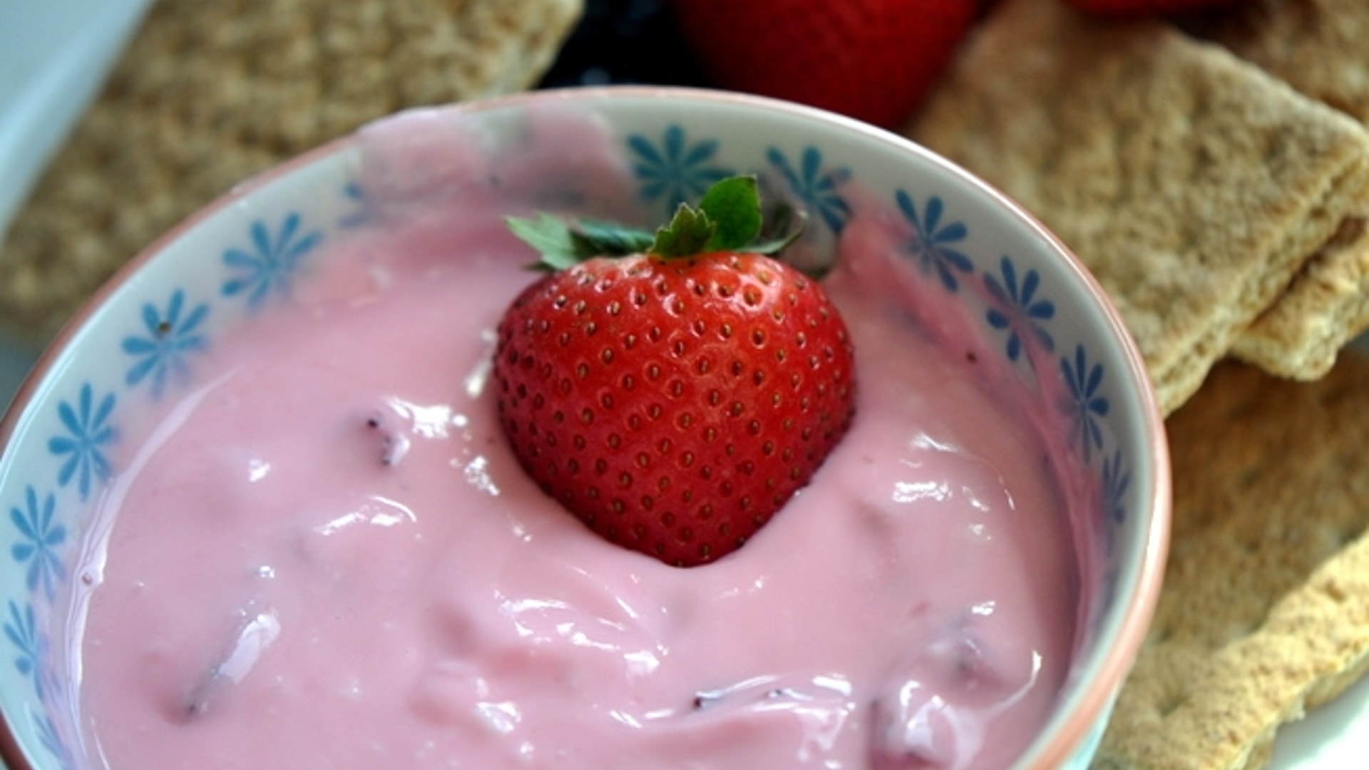creamstrawberrydip