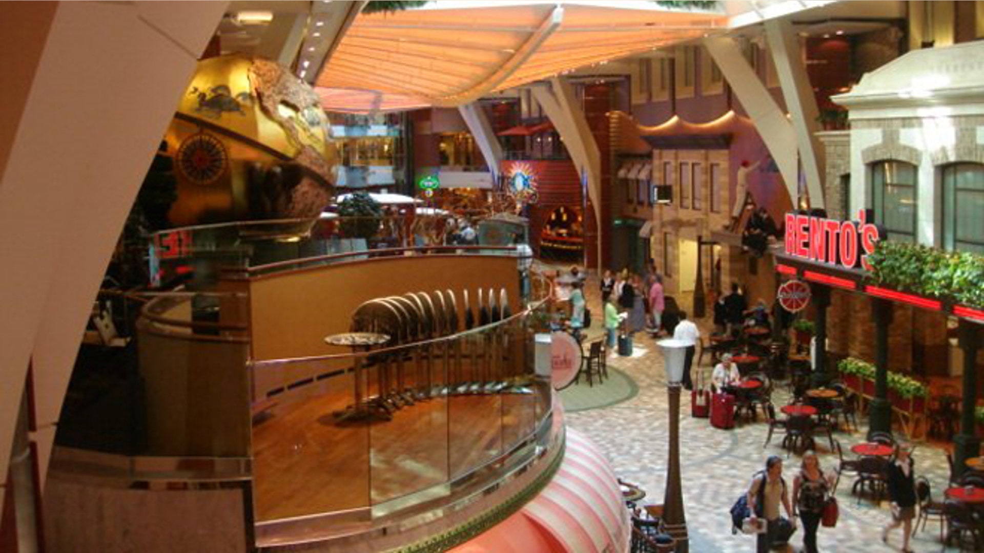 cruise_promenadeOASIS