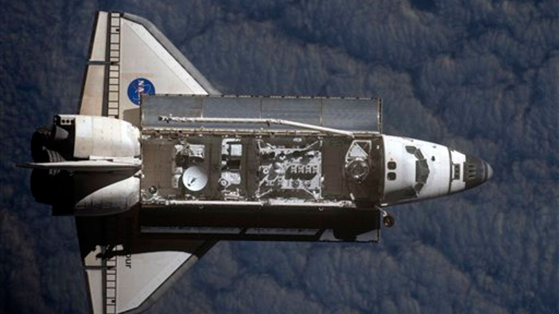 Endeavour Approaches Space Station