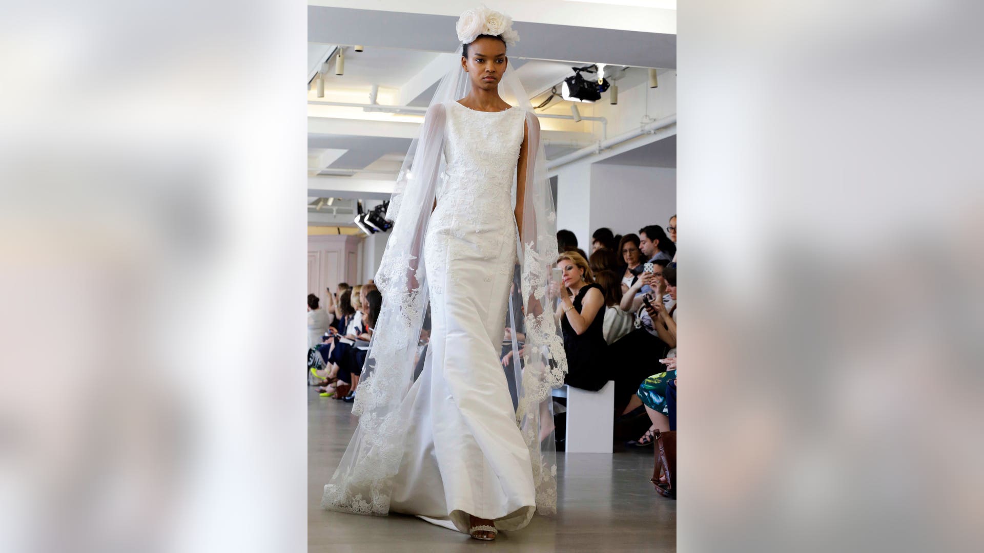 Fashion_Oscar_de_la_R_Garc_5_