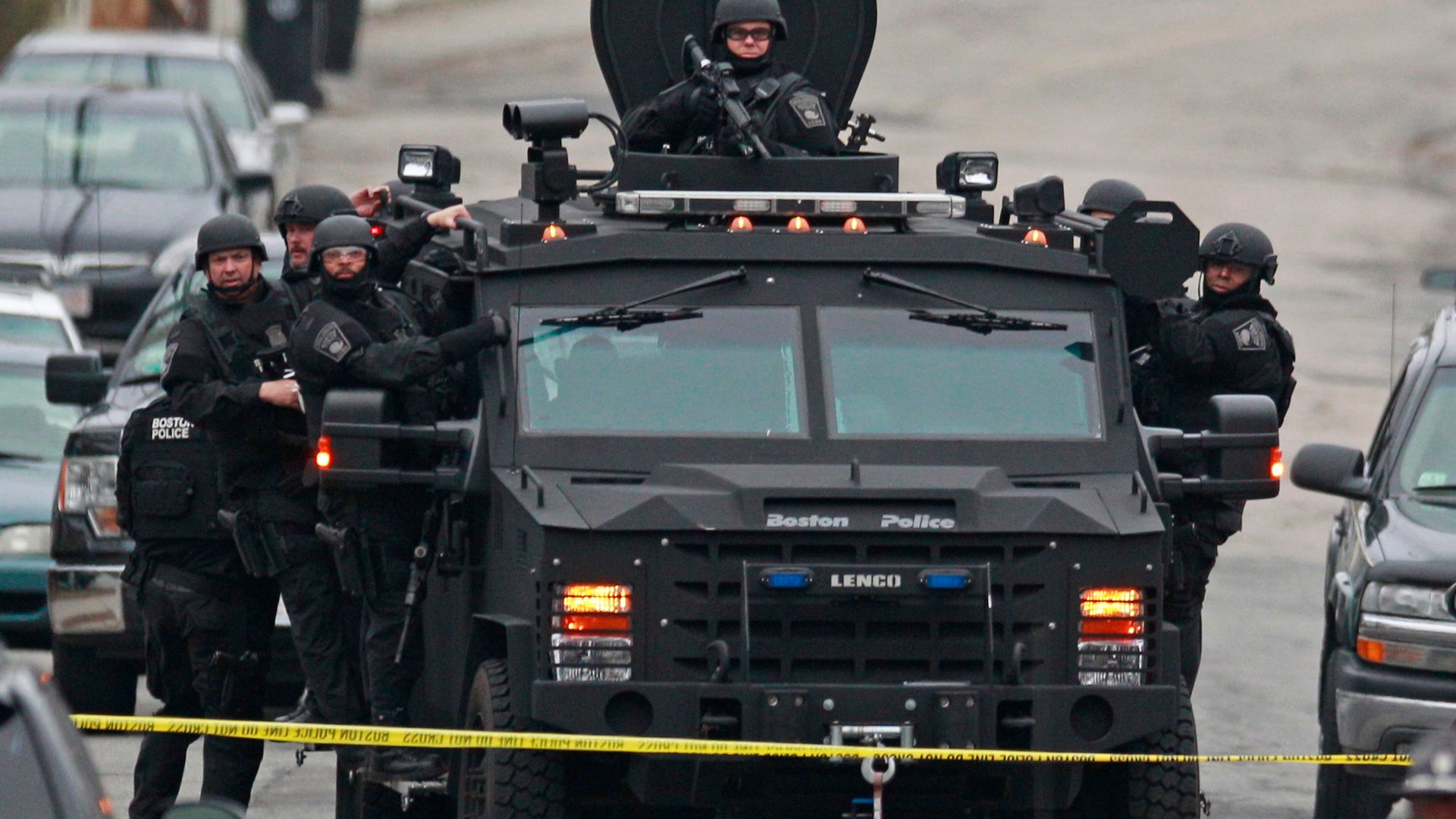 Police_ConvergeMass4