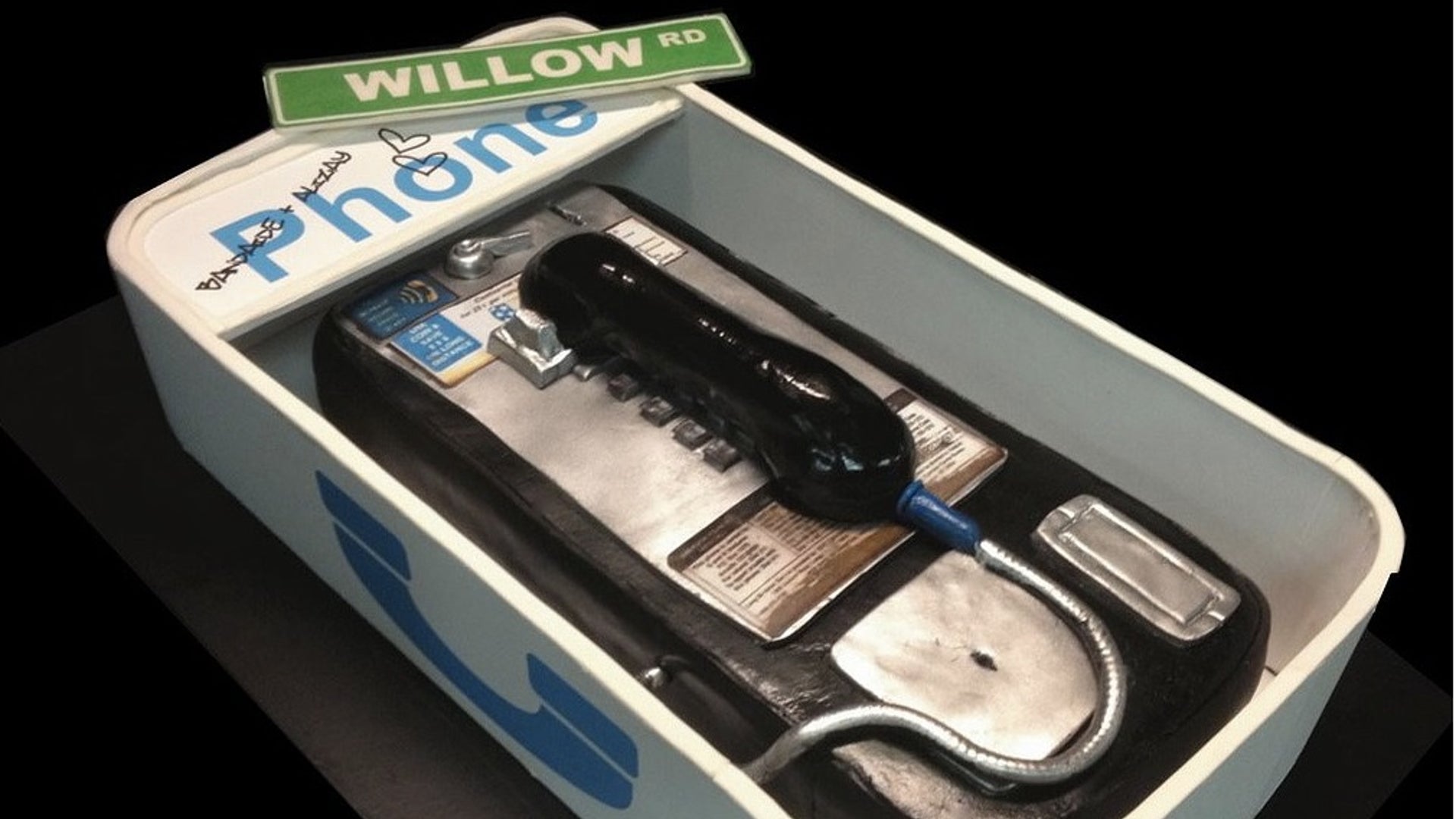 Payphone cake