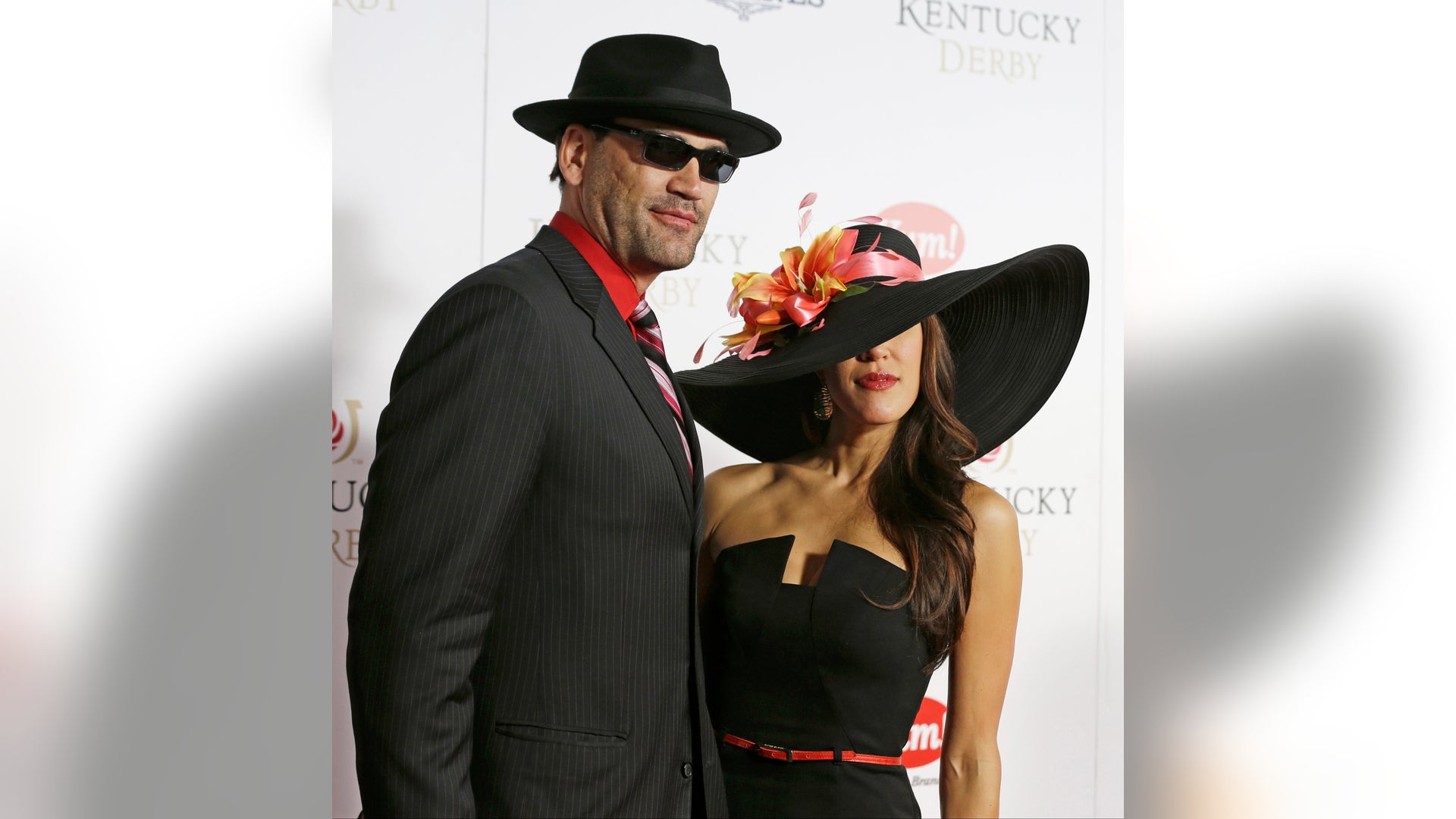 Kentucky_Derby_Horse__Hein_17_