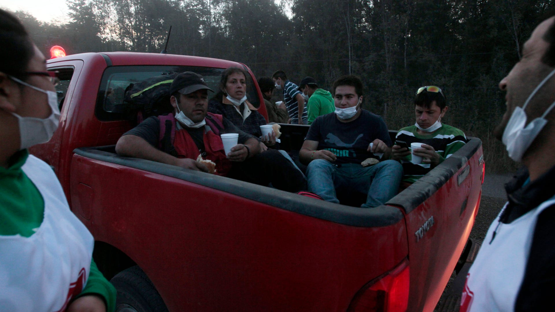 Chile_Volcano_Erupts_Vros