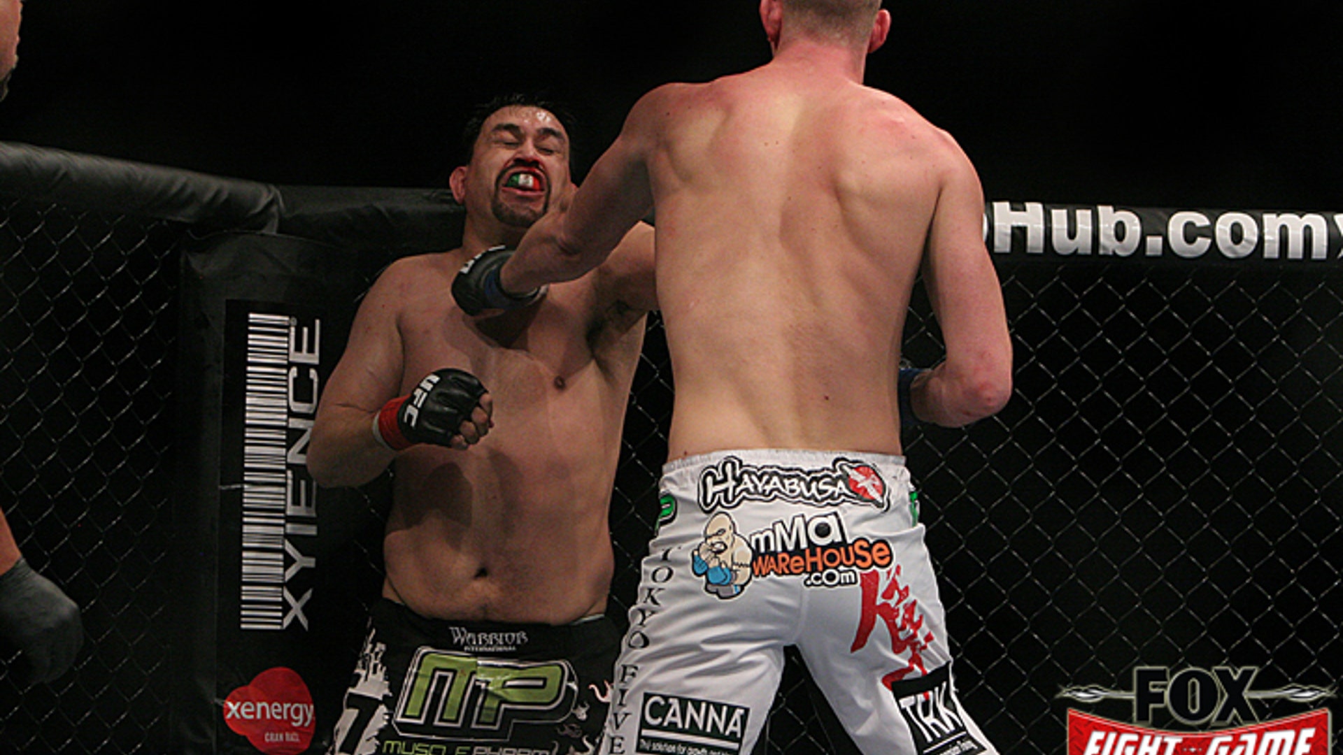 UFC 107: Struve vs. Buentello