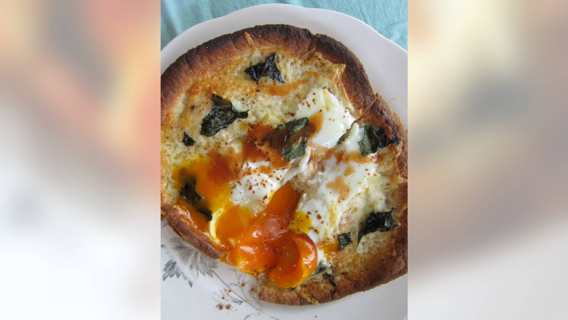 Egg Pita Pizza