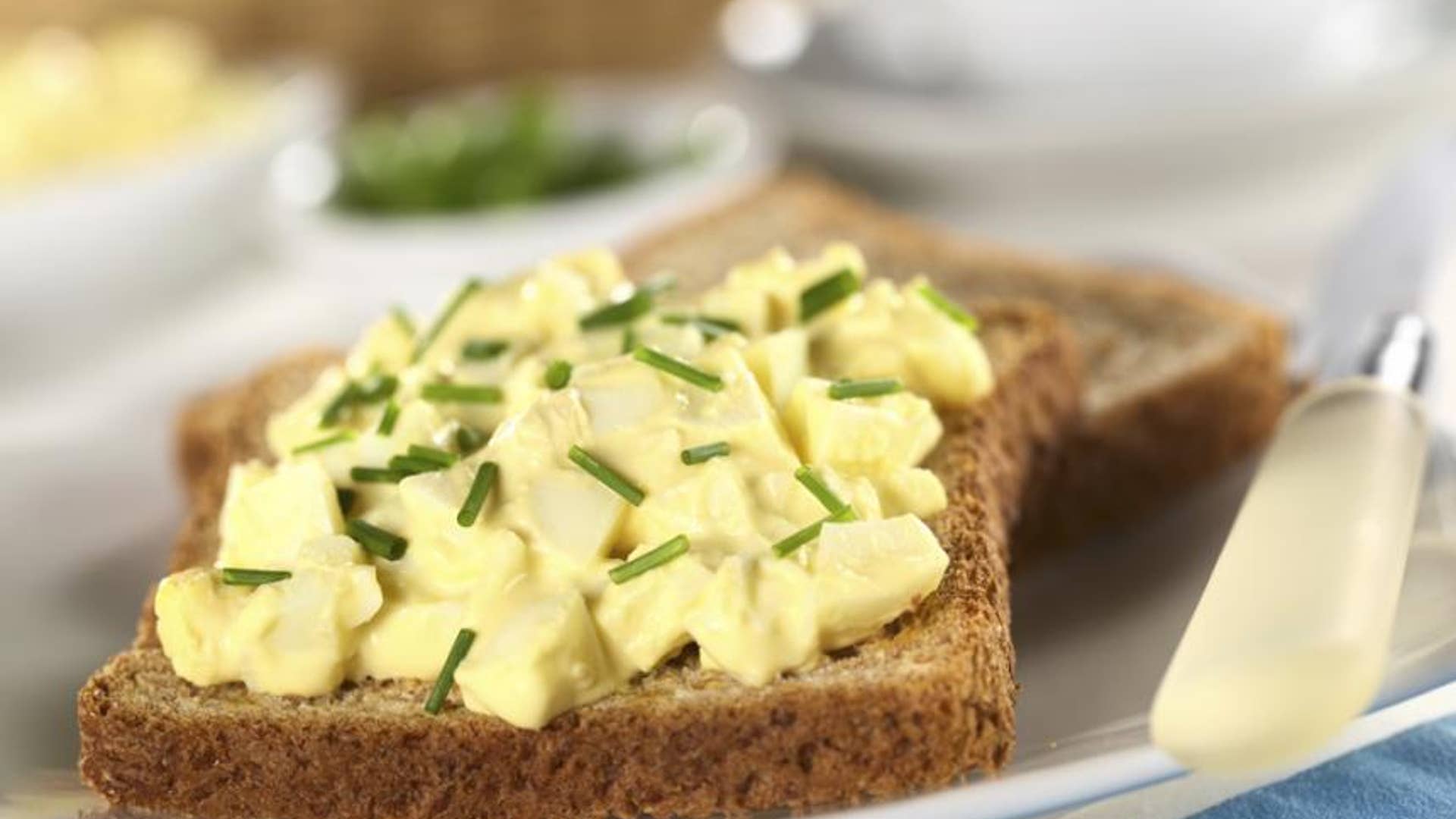 Simple egg salad on Melba toast crackers