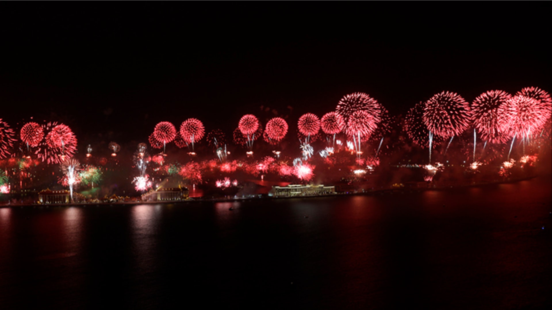 New Year's Eve 2014 celebrations around the world