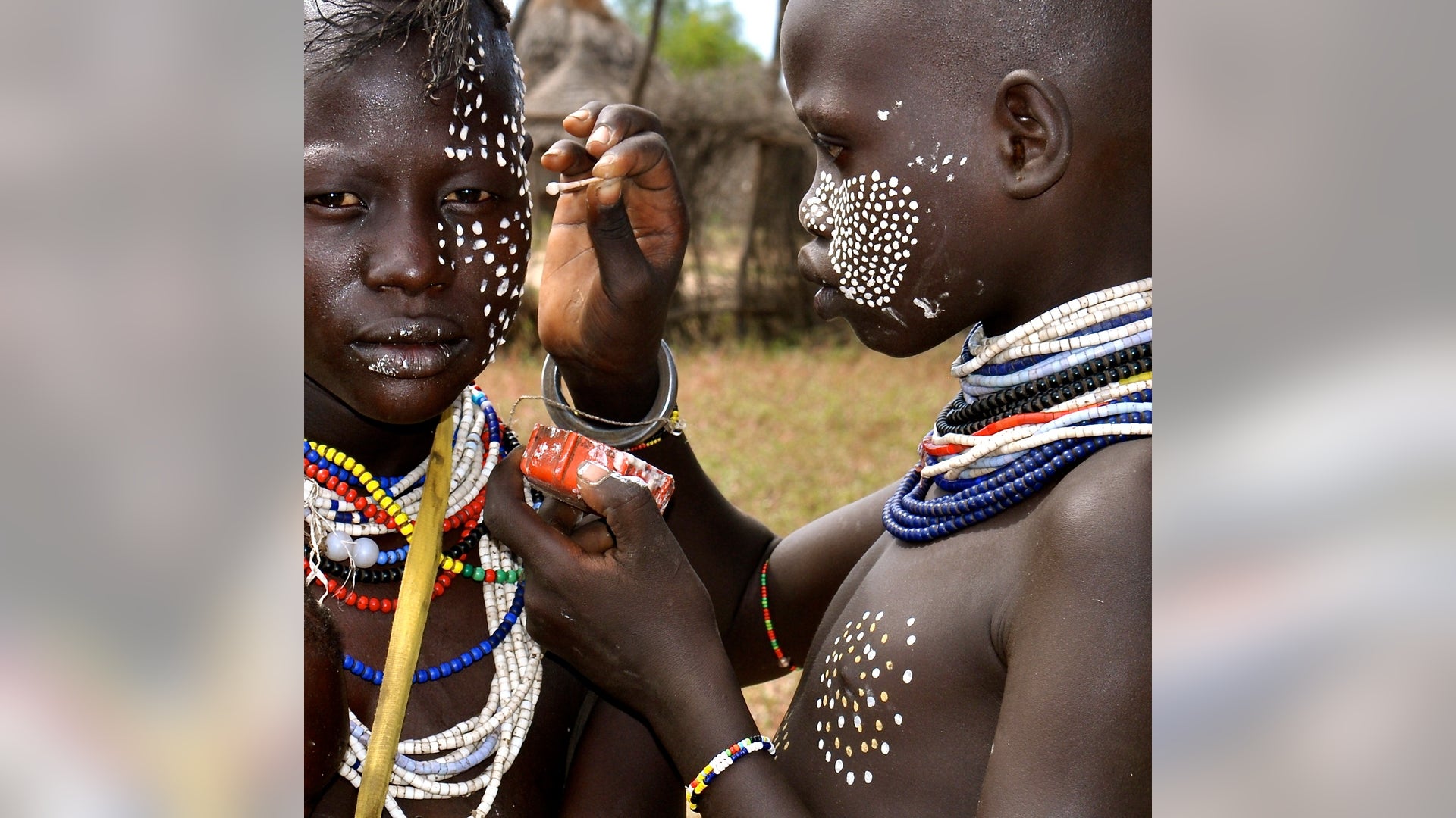 Tribal Make-Up Artist