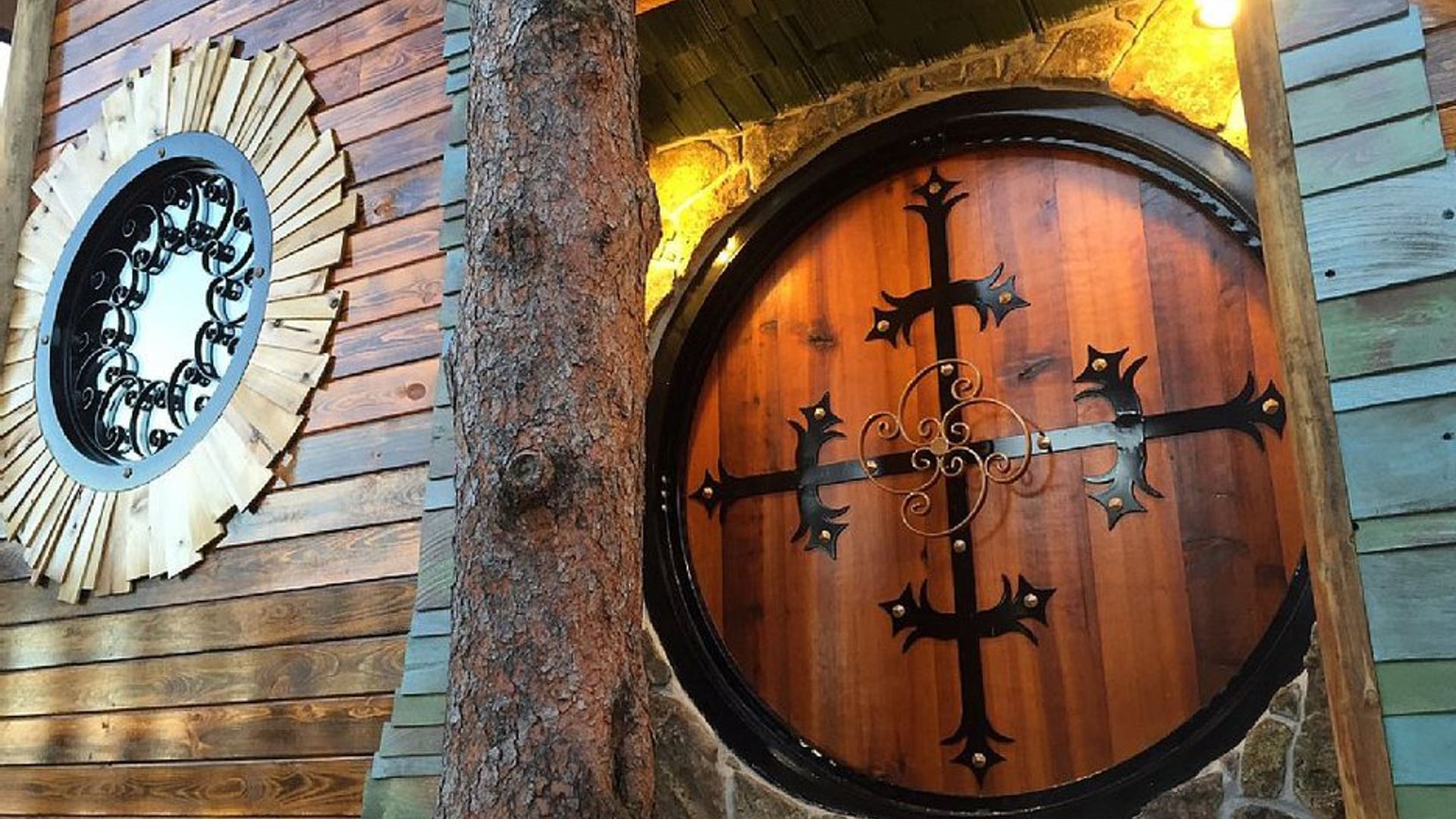 Enter the Hobbit house.