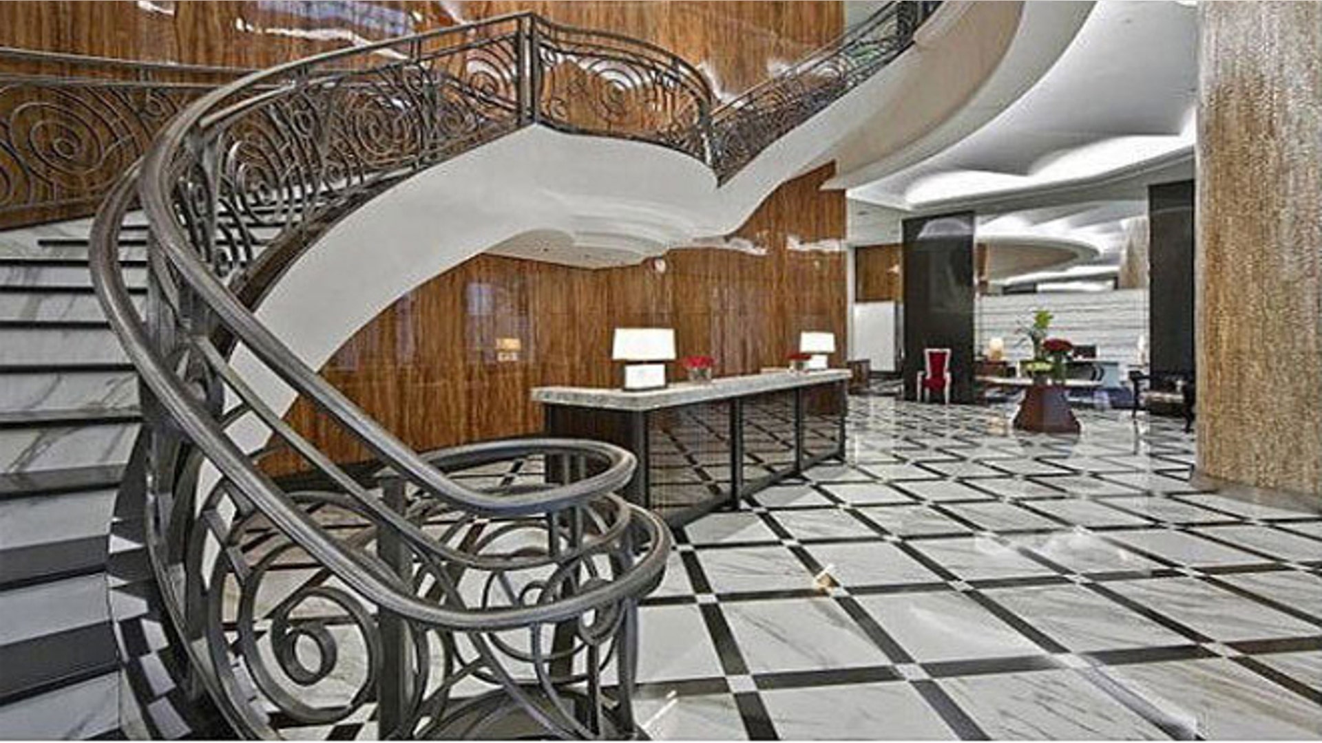 escalascreenshotcurbed