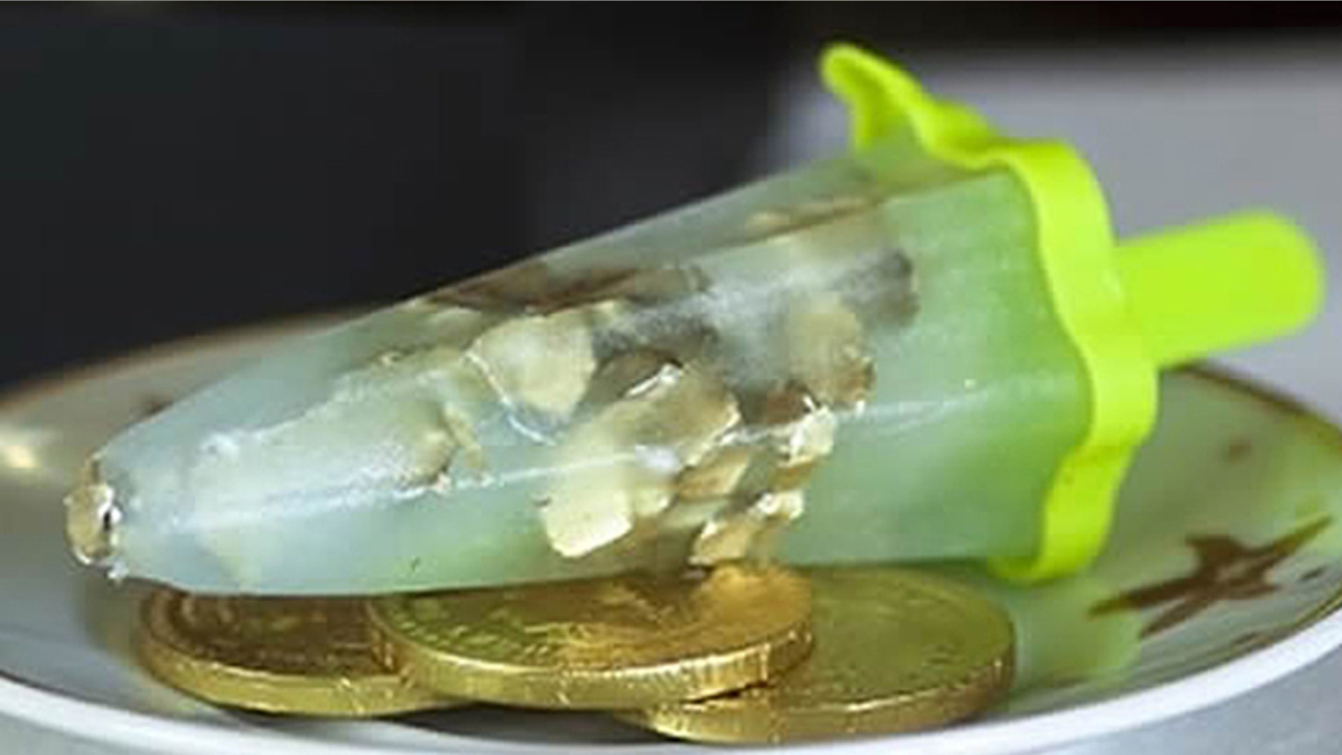 expensivefood_goldpopsicle