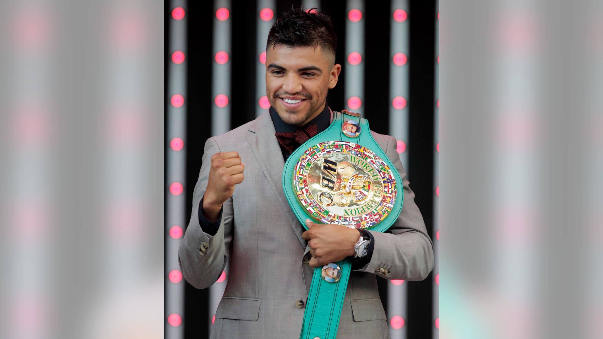 Ortiz_Mayweather_12_FNL