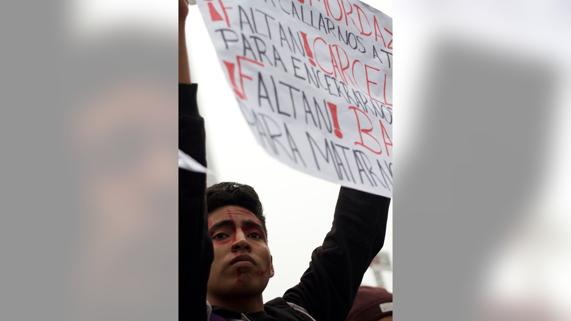 DJ_Mex_City_Protests_17