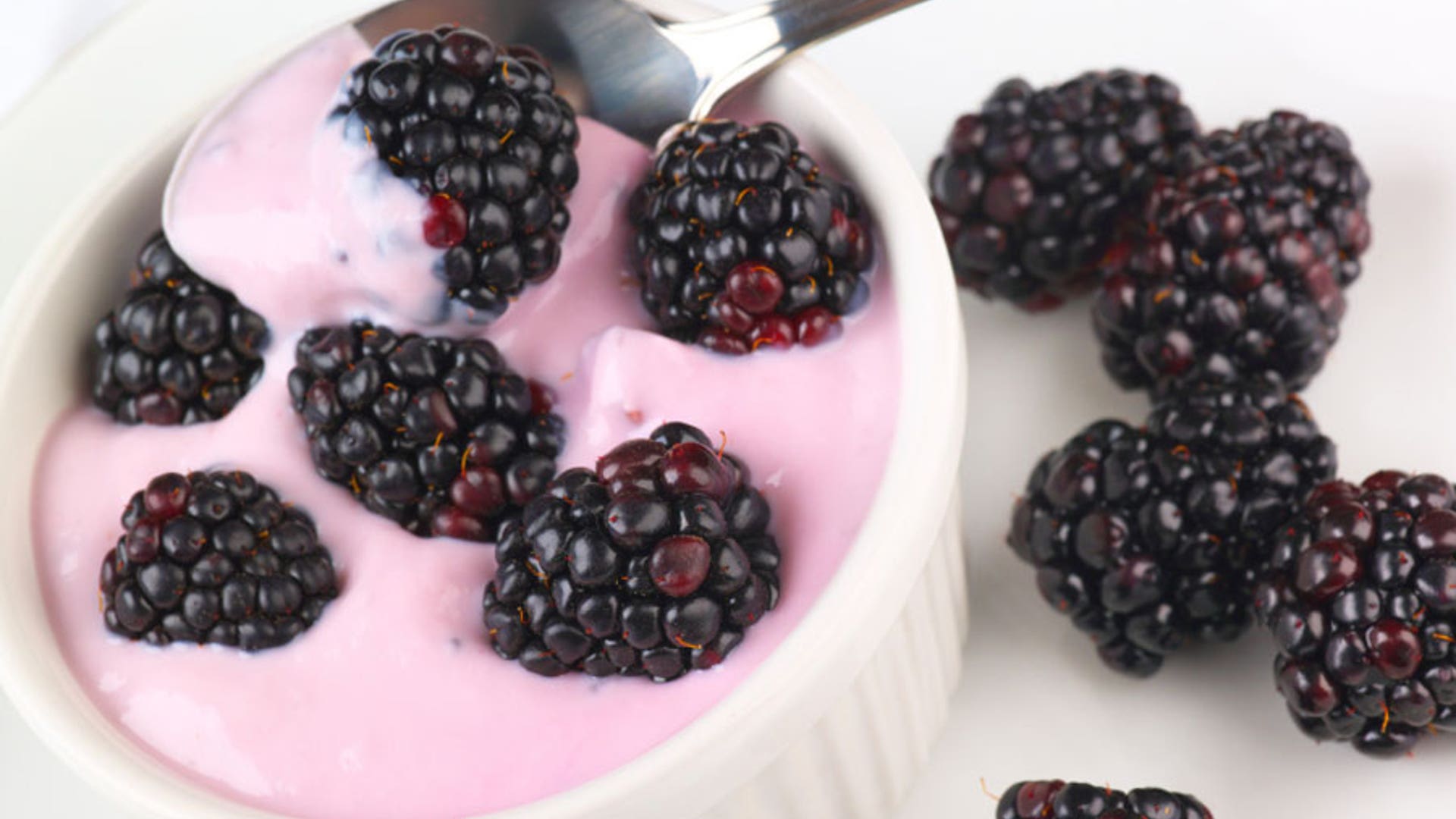 2. Organic Probiotic Yogurt