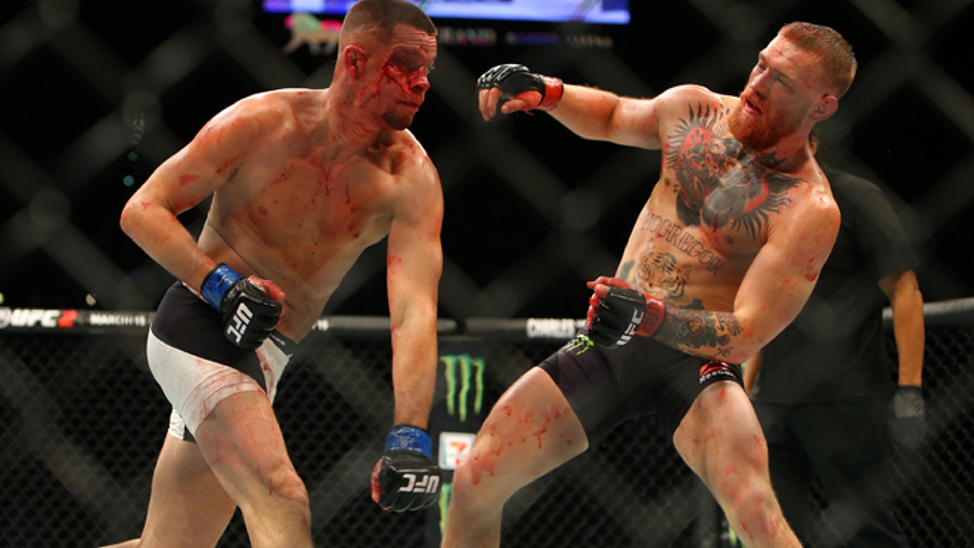 Diaz_McGregor_196_Latino5