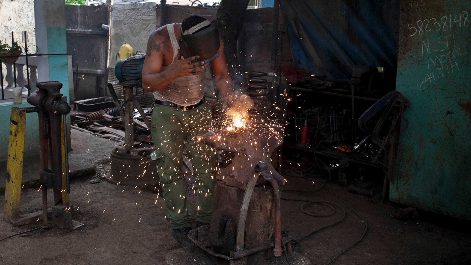 Cuba_Classic_Cars_Pho_Vros__5_