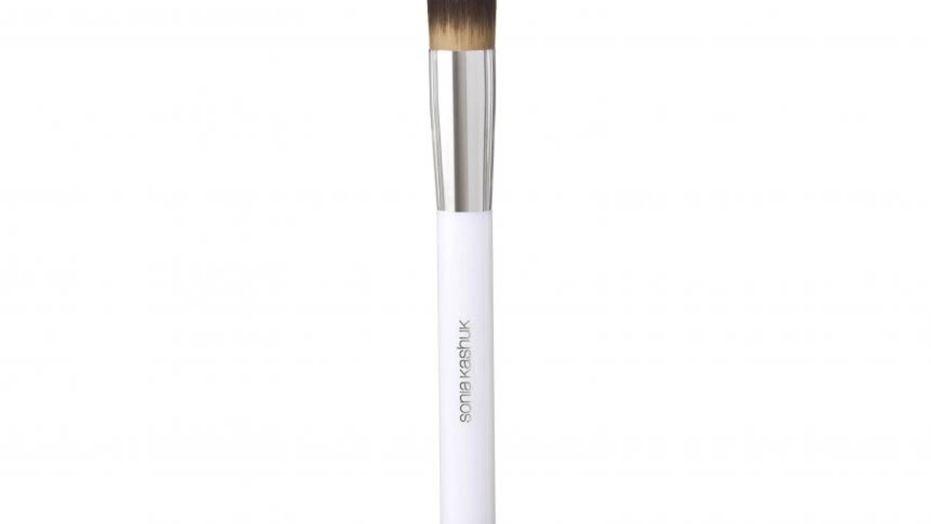Pointed Foundation Brush