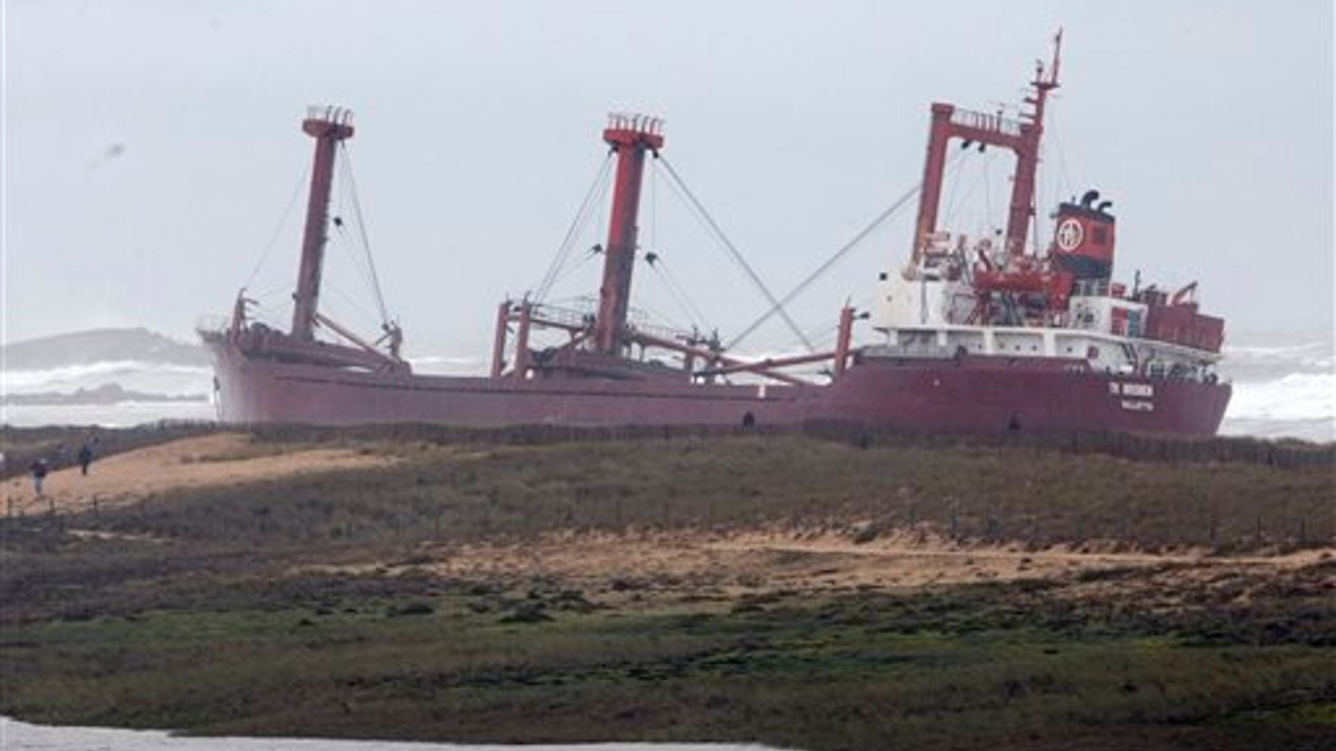 france_beached_ship__3_