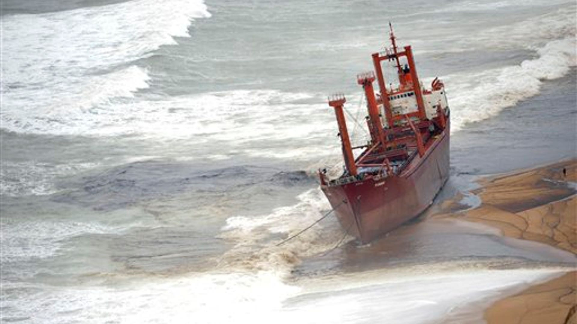 france_beached_ship__7_