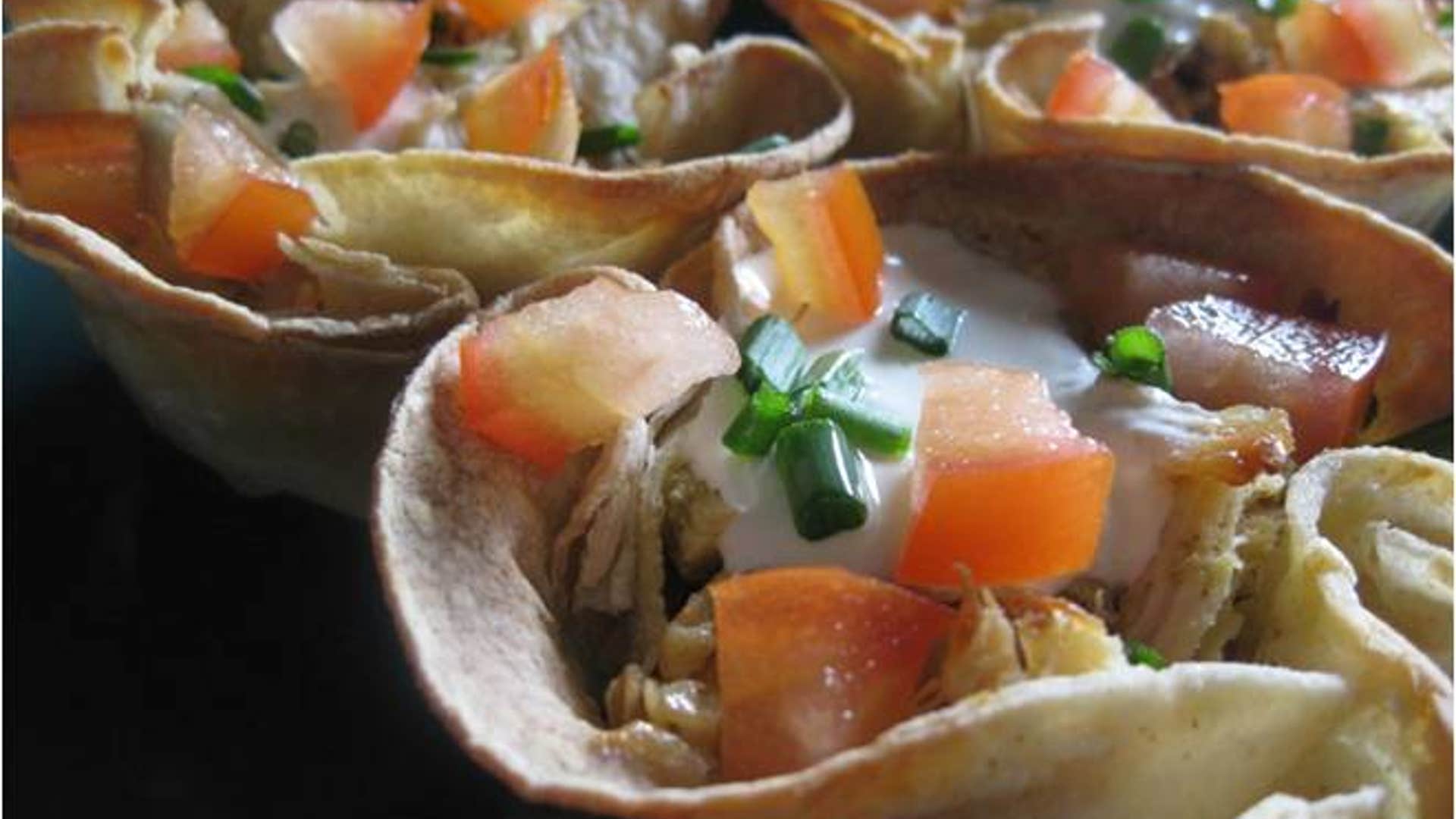 garlicky_chicken_corn_tostadas_ingred