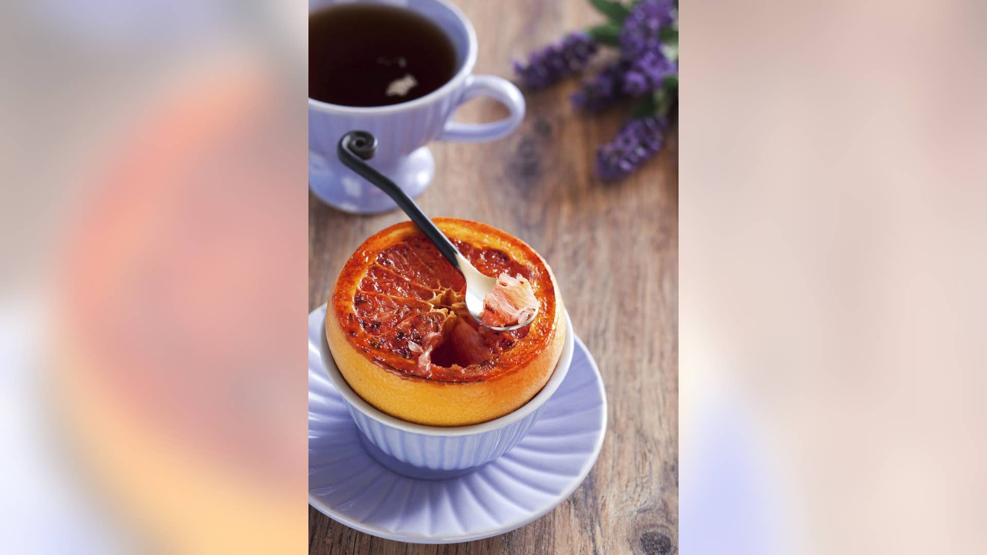 Rum-Broiled Grapefruit