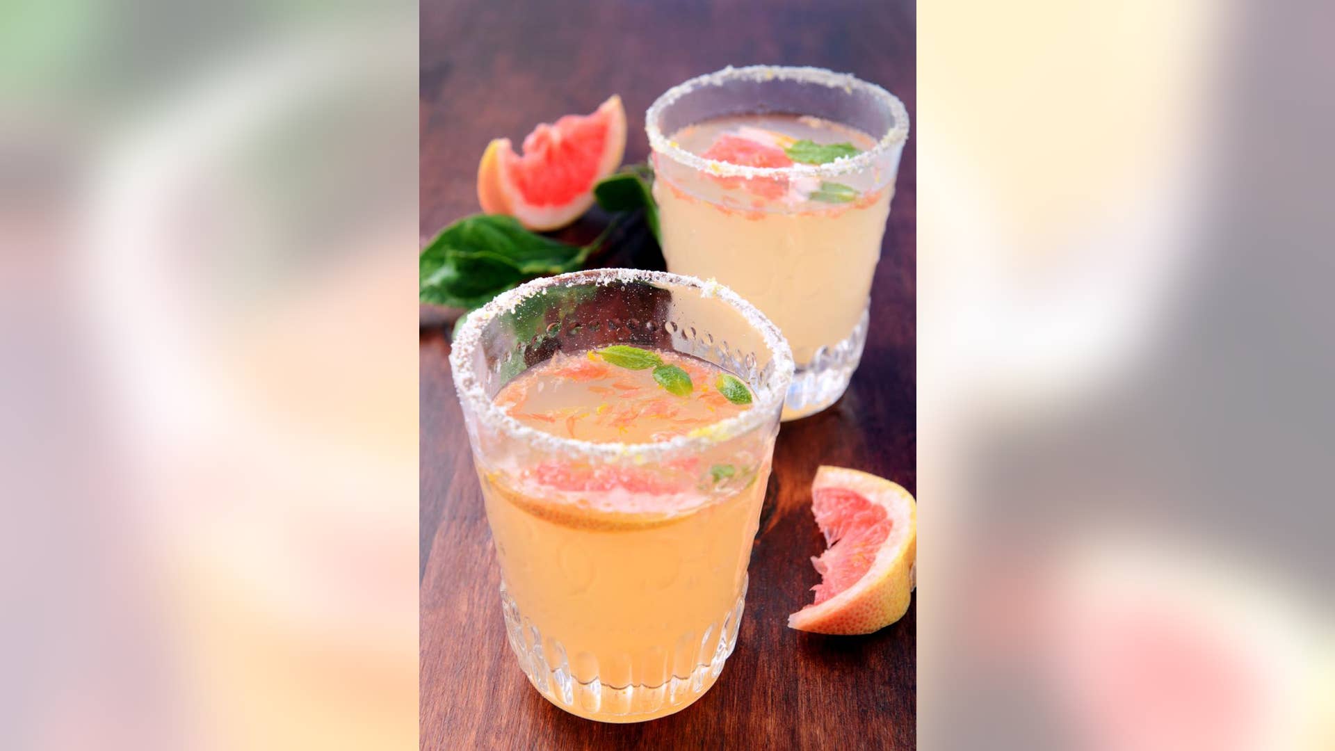 Grapefruit Collins