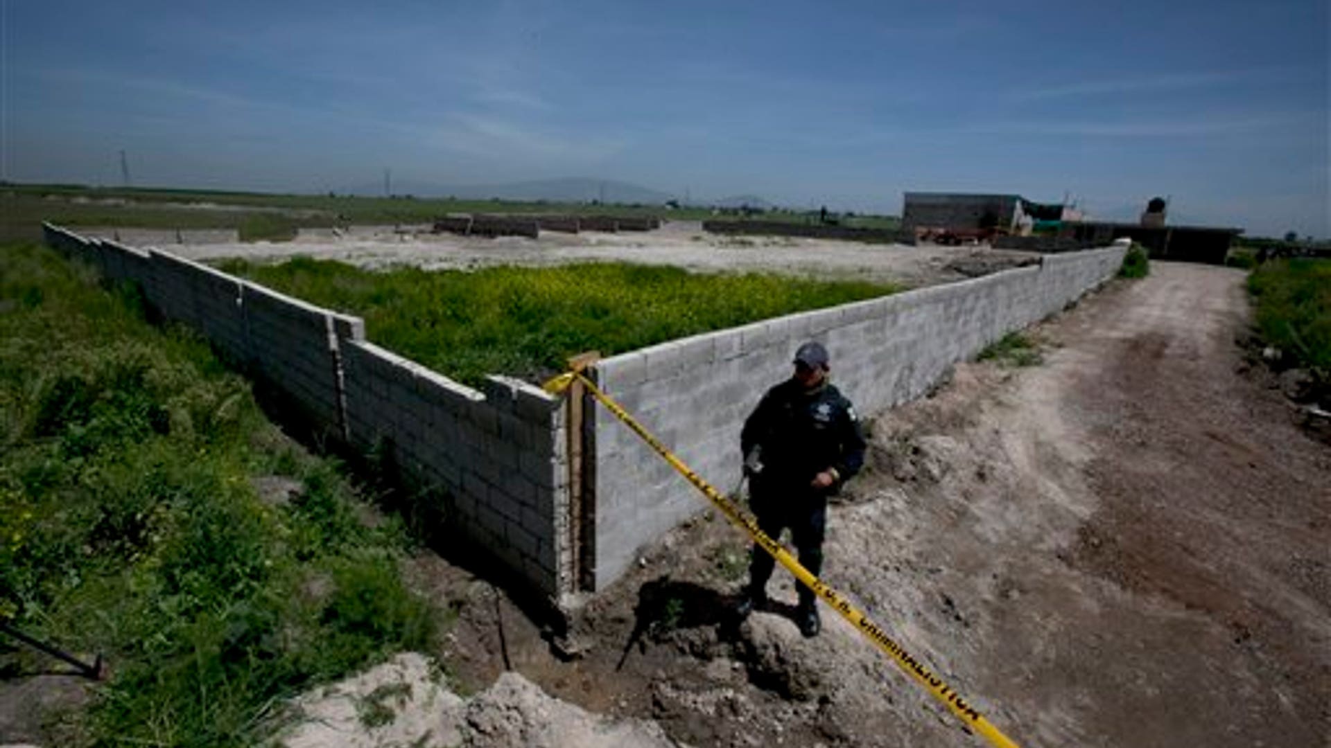 guard_stands_on_guard