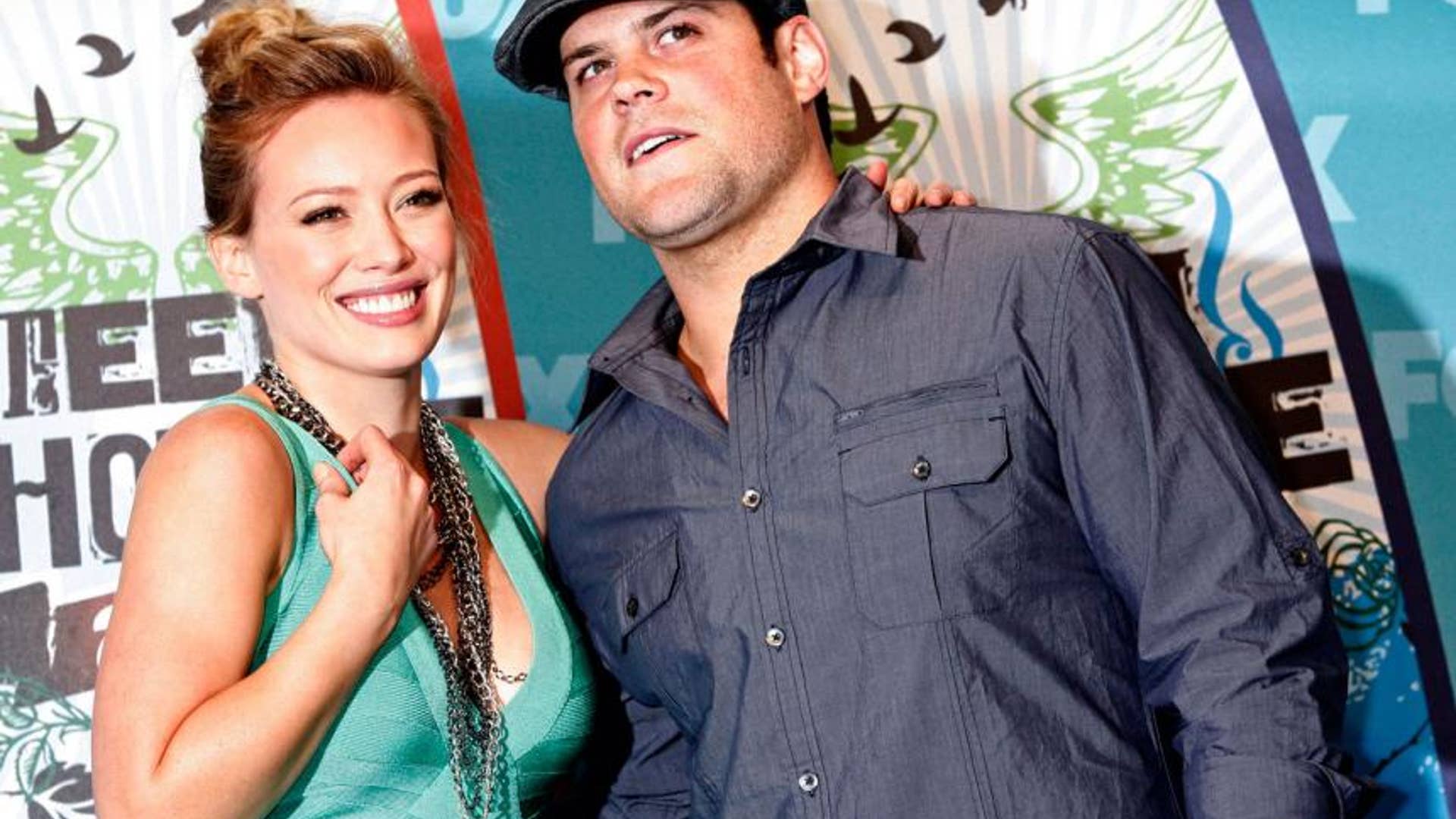 Hilary Duff and Mike Comrie