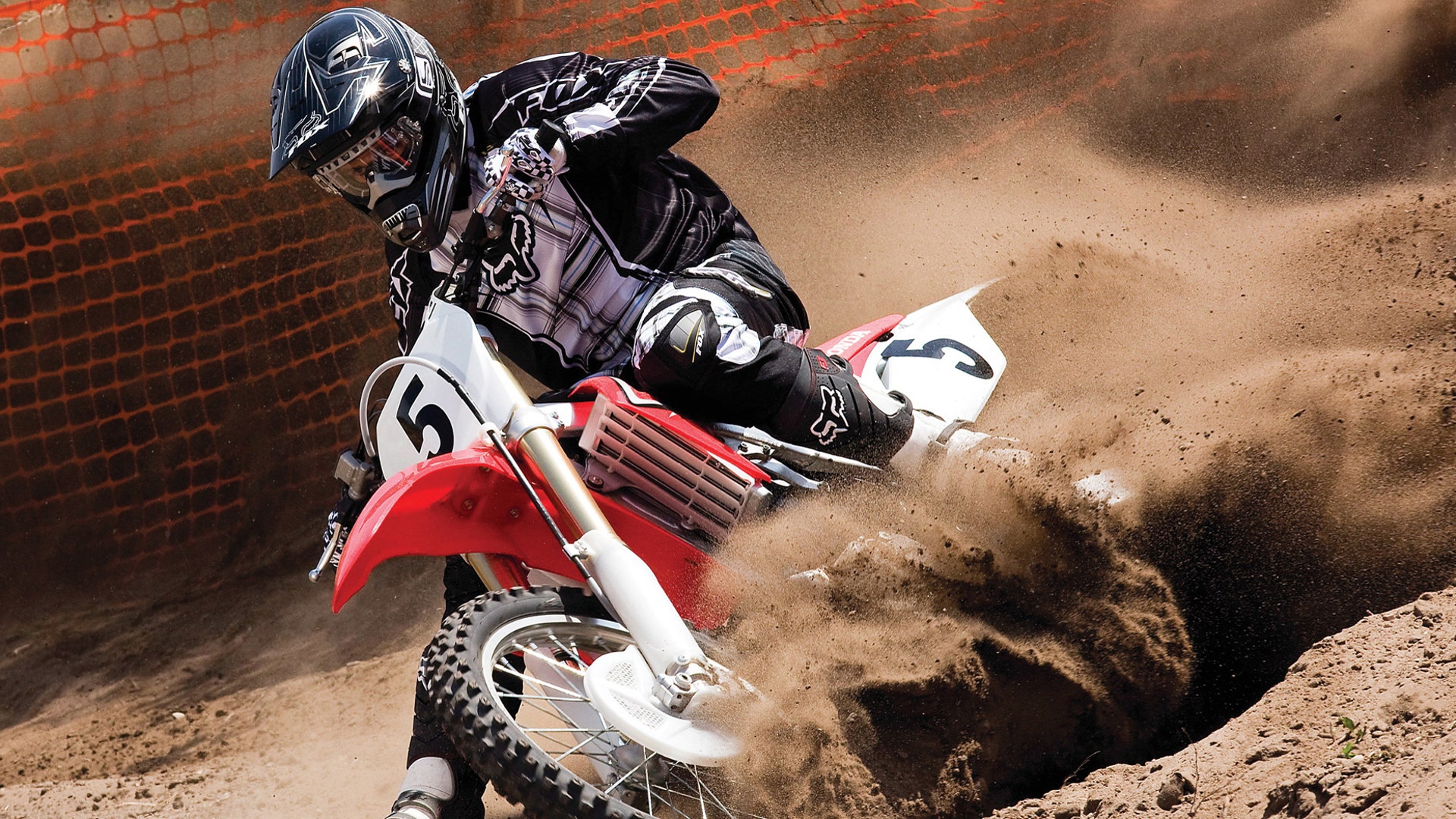 Light Motocross Sips Fuel