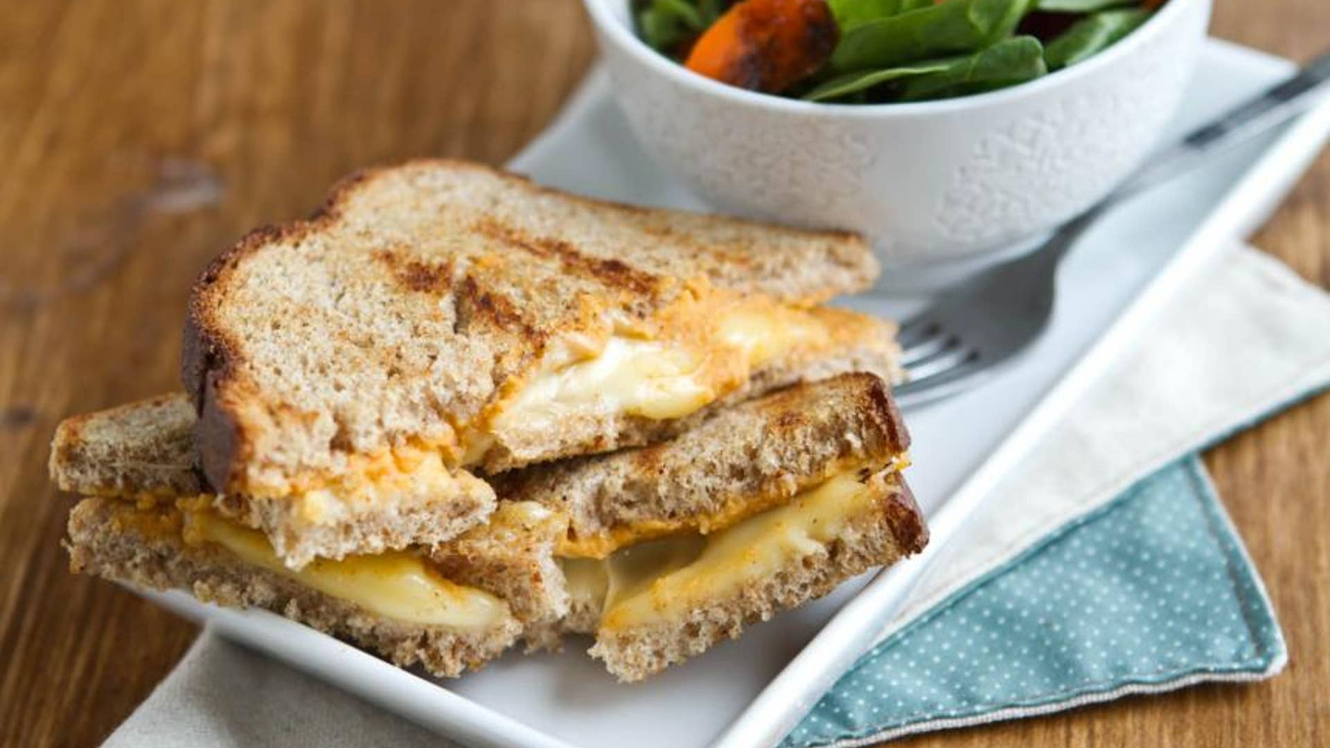 Grilled Cheese With Hummus