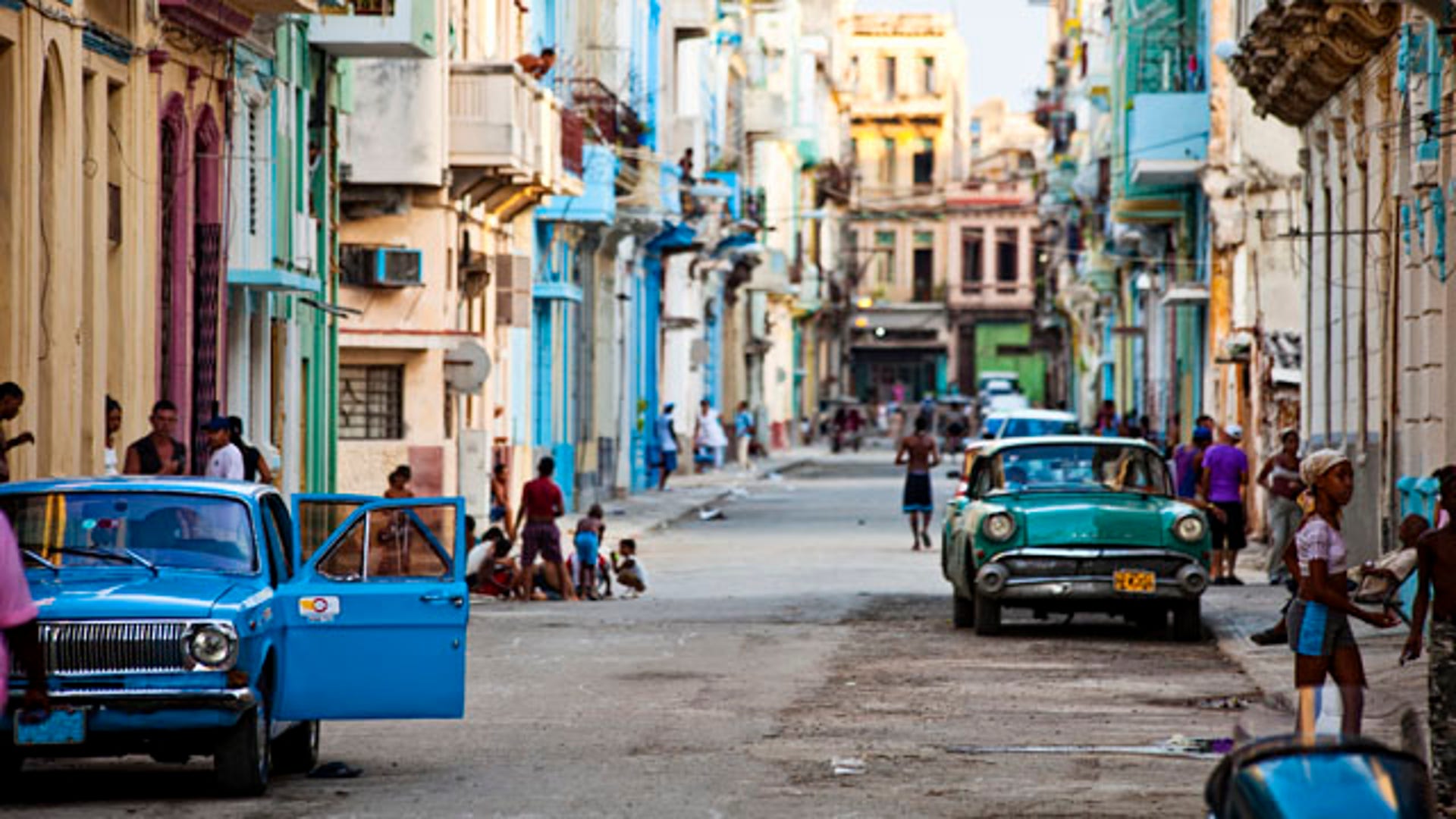 Настоящий кубинский. Гавана Куба. Старая Гавана Куба. Куба Центральная Гавана. Старая Гавана достопримечательности Куба.