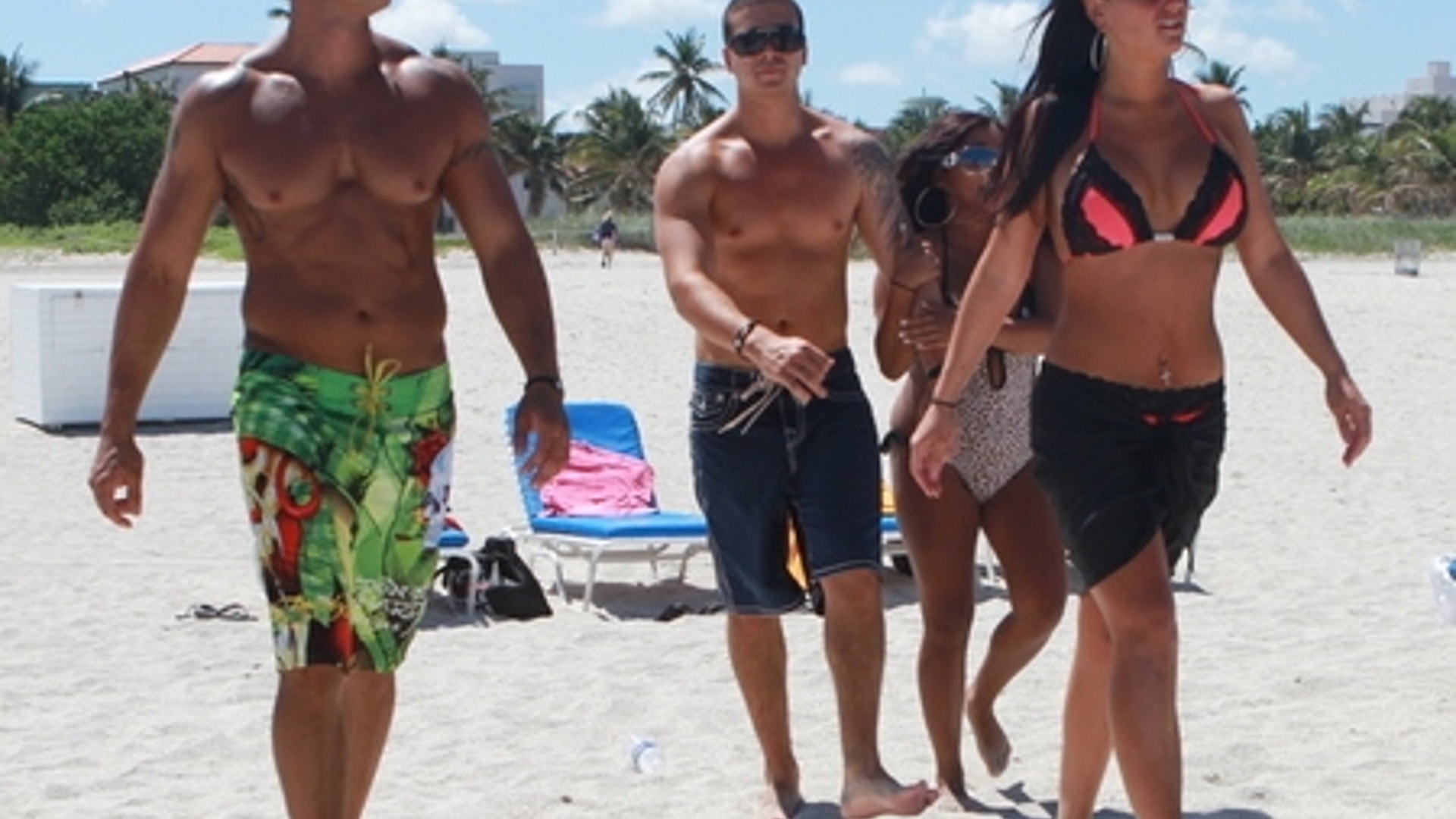 'Jersey Shore' Out for a Walk