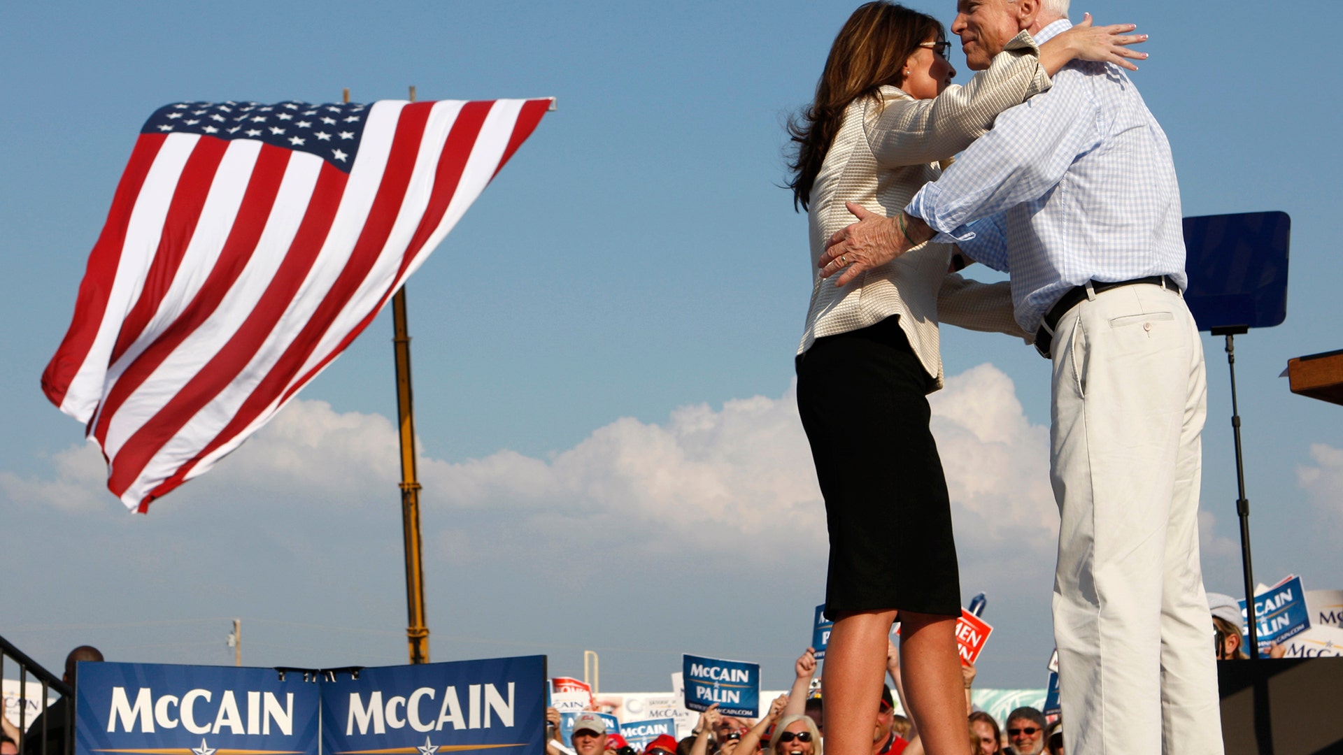 US Republican presidential candidate Senator John McCain and his running mate, Alaska Governor Sarah Palin, August 31, 2008. 