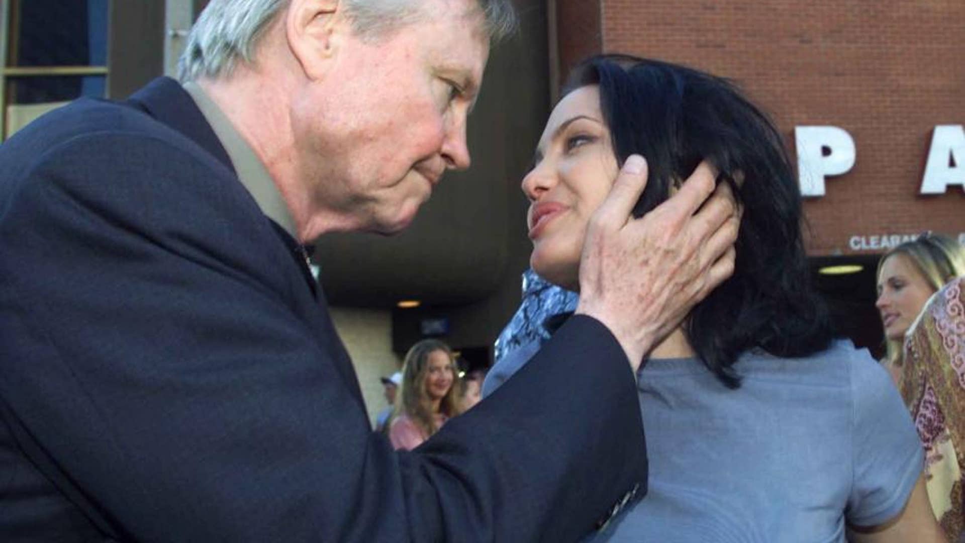 Angelina Jolie, Jon Voight