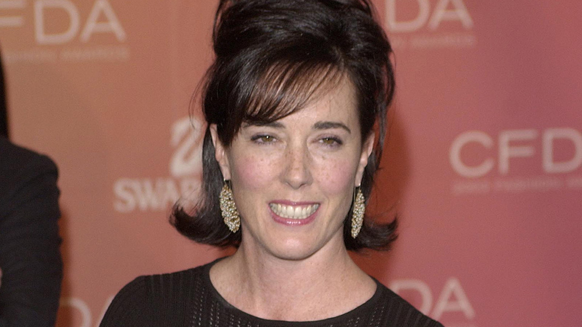 Kate Spade arrives at the Council of Fashion Designers of Americaawards in New York on June 2, 2003, at the New York Public Library.Awards were presented to members of the fashion industry at this annualgala event. REUTERS/Chip East REUTERSCME/AS - RP3DRIOQHOAA